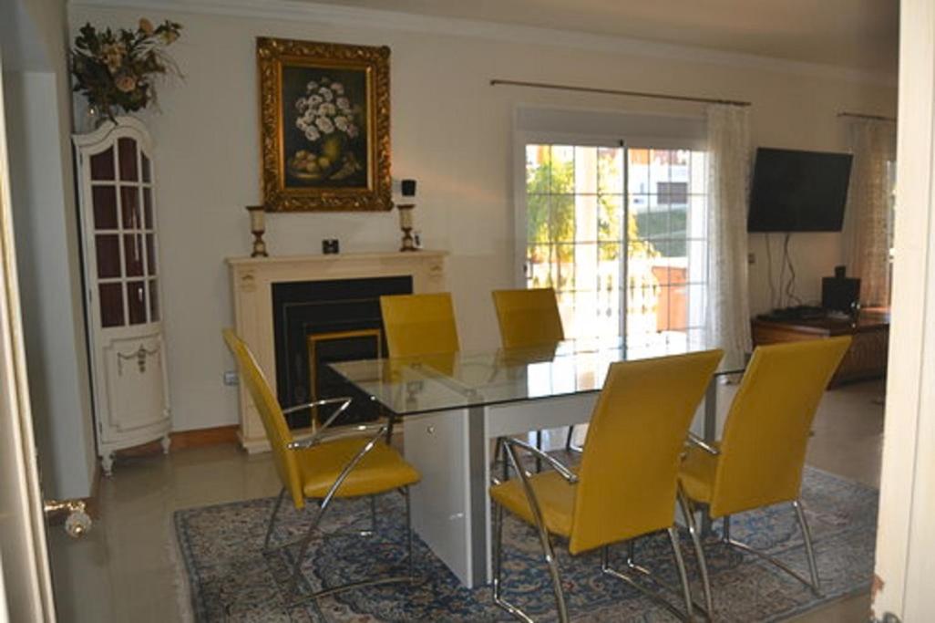 MIJAS-FUENGIROLA VILLA