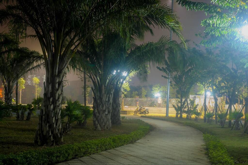 Green Line Long Bien - Serviced Apartment - Ngoc Thuy - Hanoi
