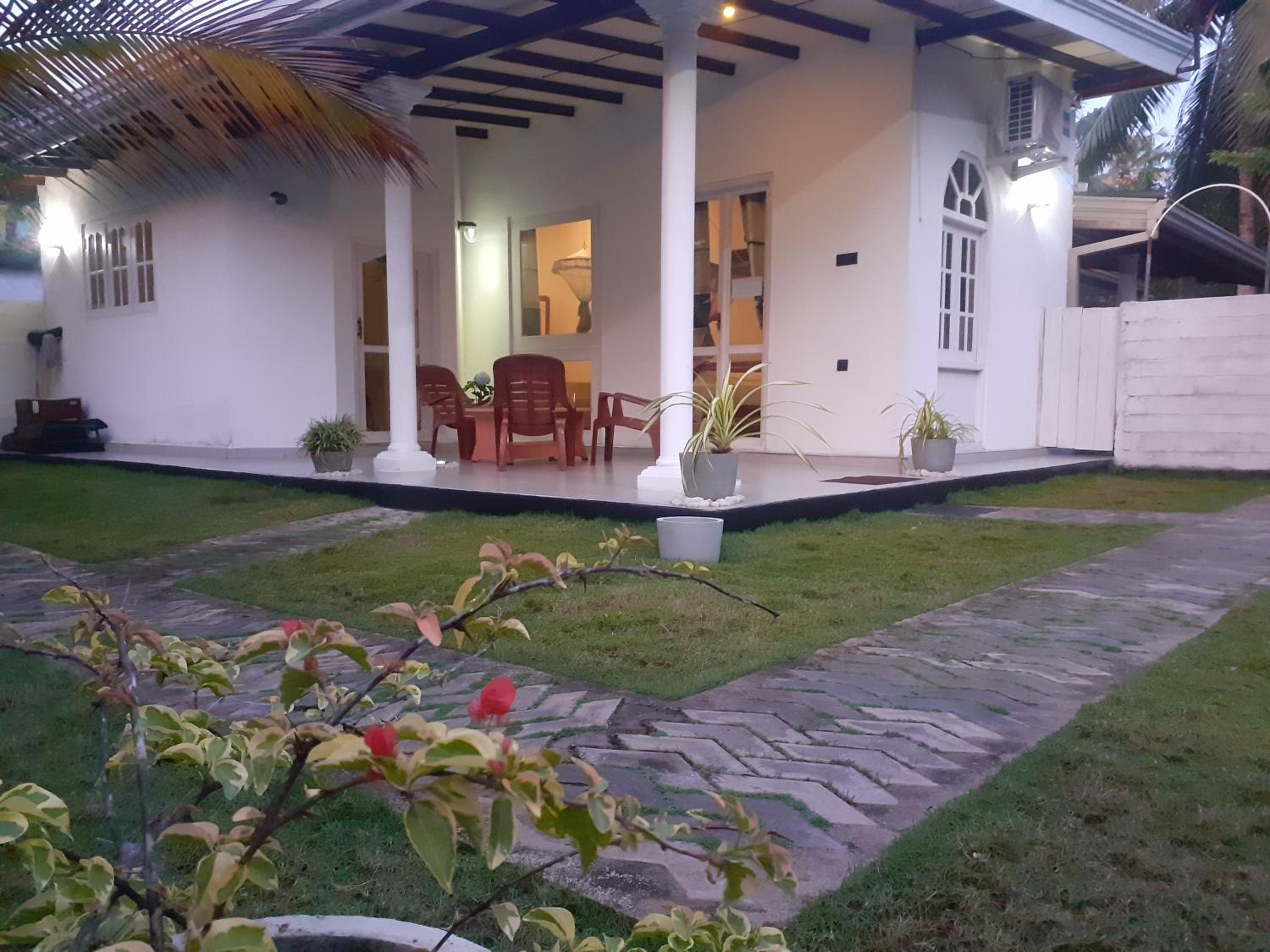 Ann Villa Negombo view 4