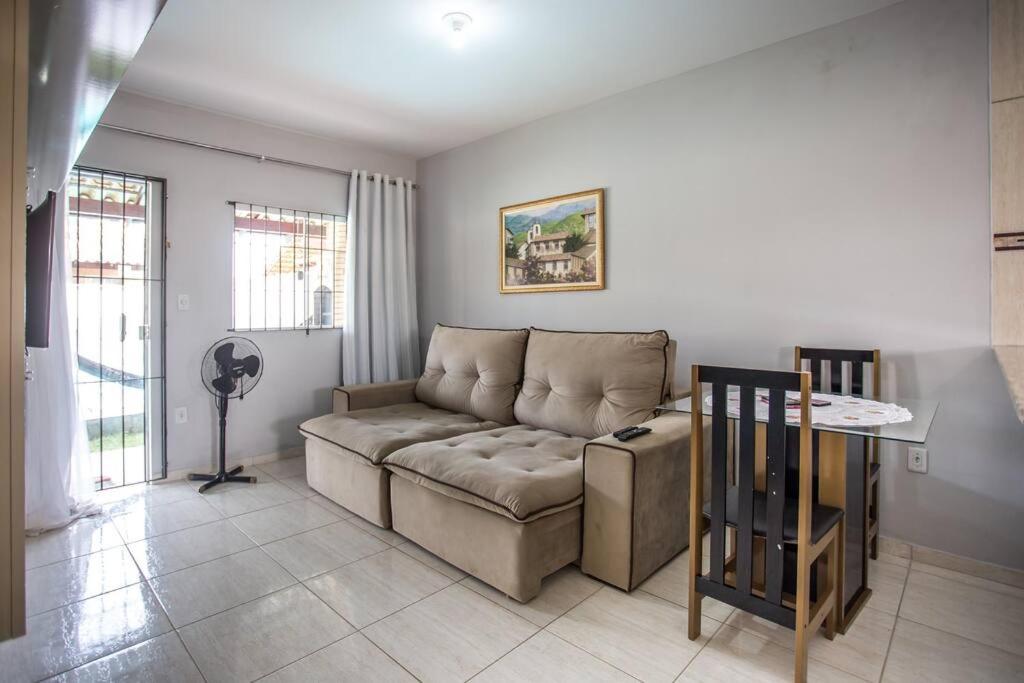 Casa com piscina, wifi e churrasqueira em unamar.