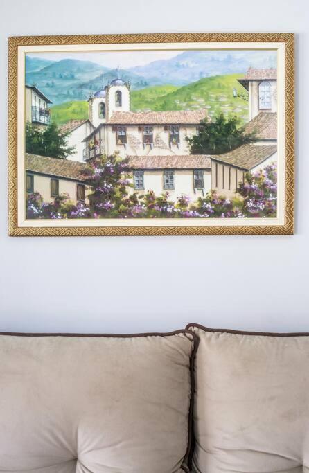 Casa com piscina, wifi e churrasqueira em unamar.