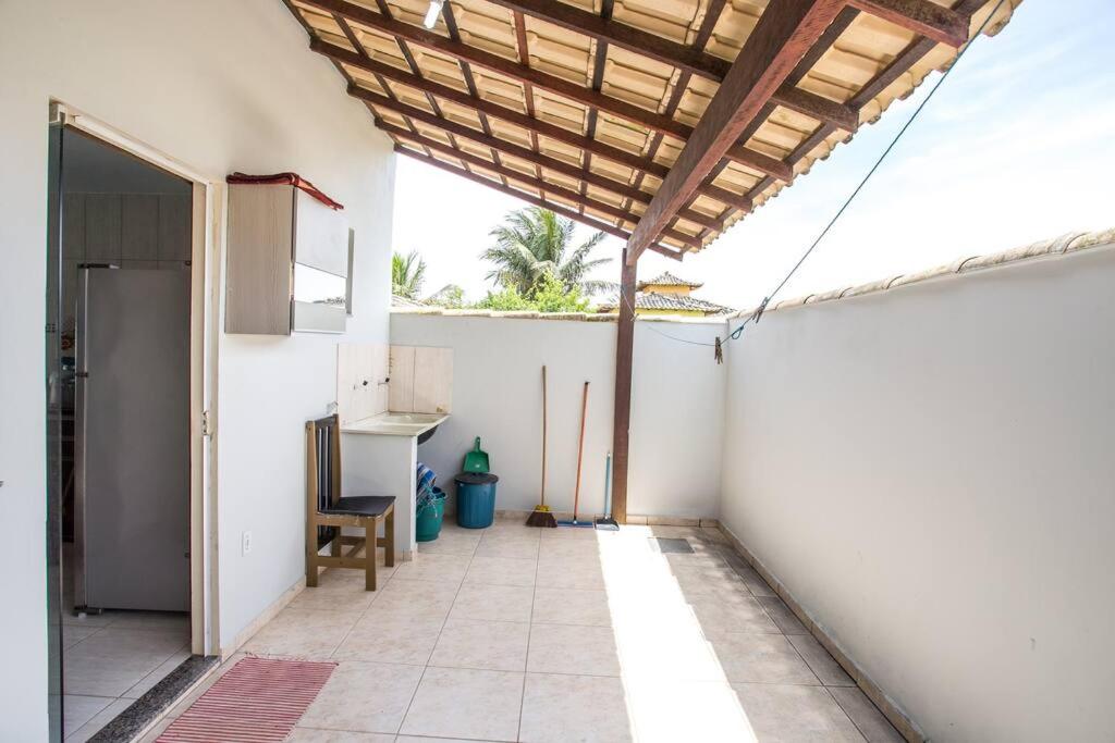 Casa com piscina, wifi e churrasqueira em unamar.