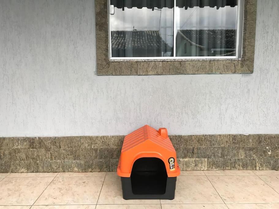 Casa com piscina, wifi e churrasqueira em unamar.