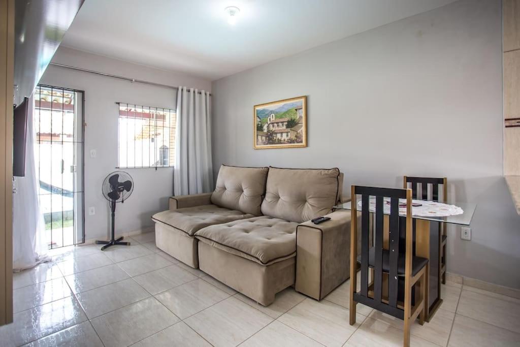 Casa com piscina, wifi e churrasqueira em unamar.