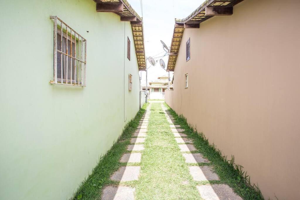 Casa com piscina, wifi e churrasqueira em unamar.