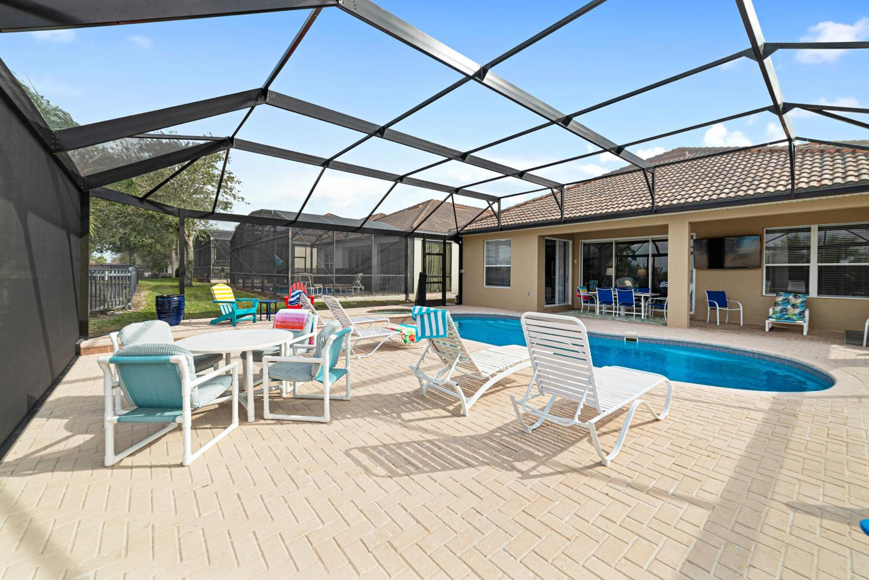 Lilo's Paradise in Windsor Hills