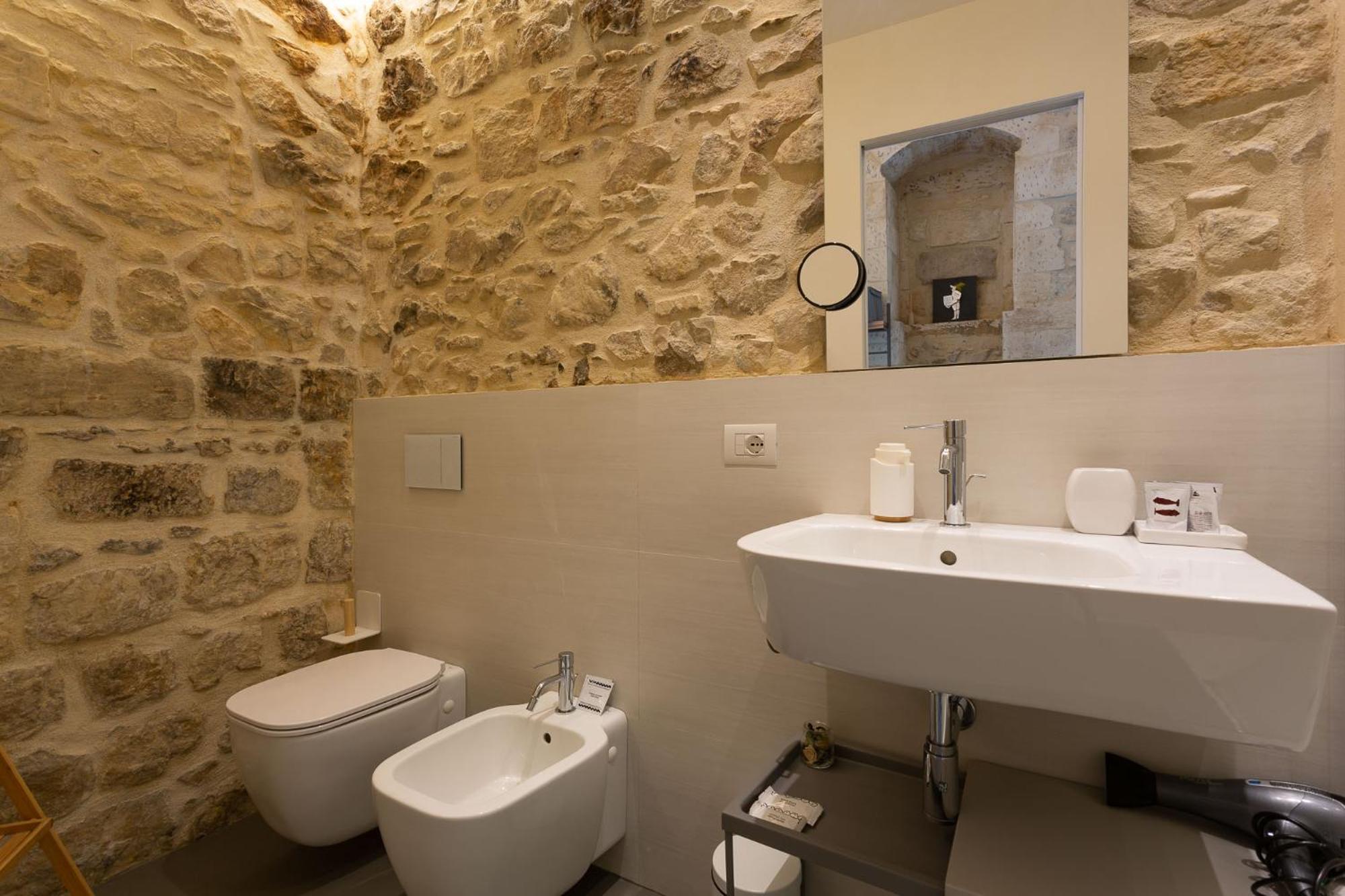 Innesti B&B en Ragusa — bathroom