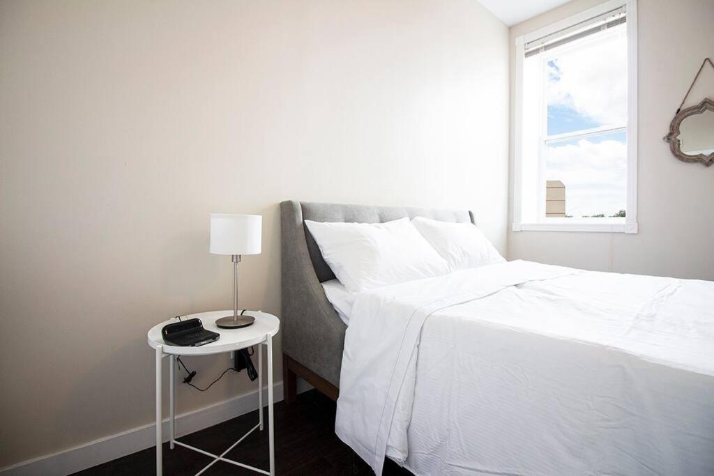 Charming one bedroom Apartment in St Boniface view 3