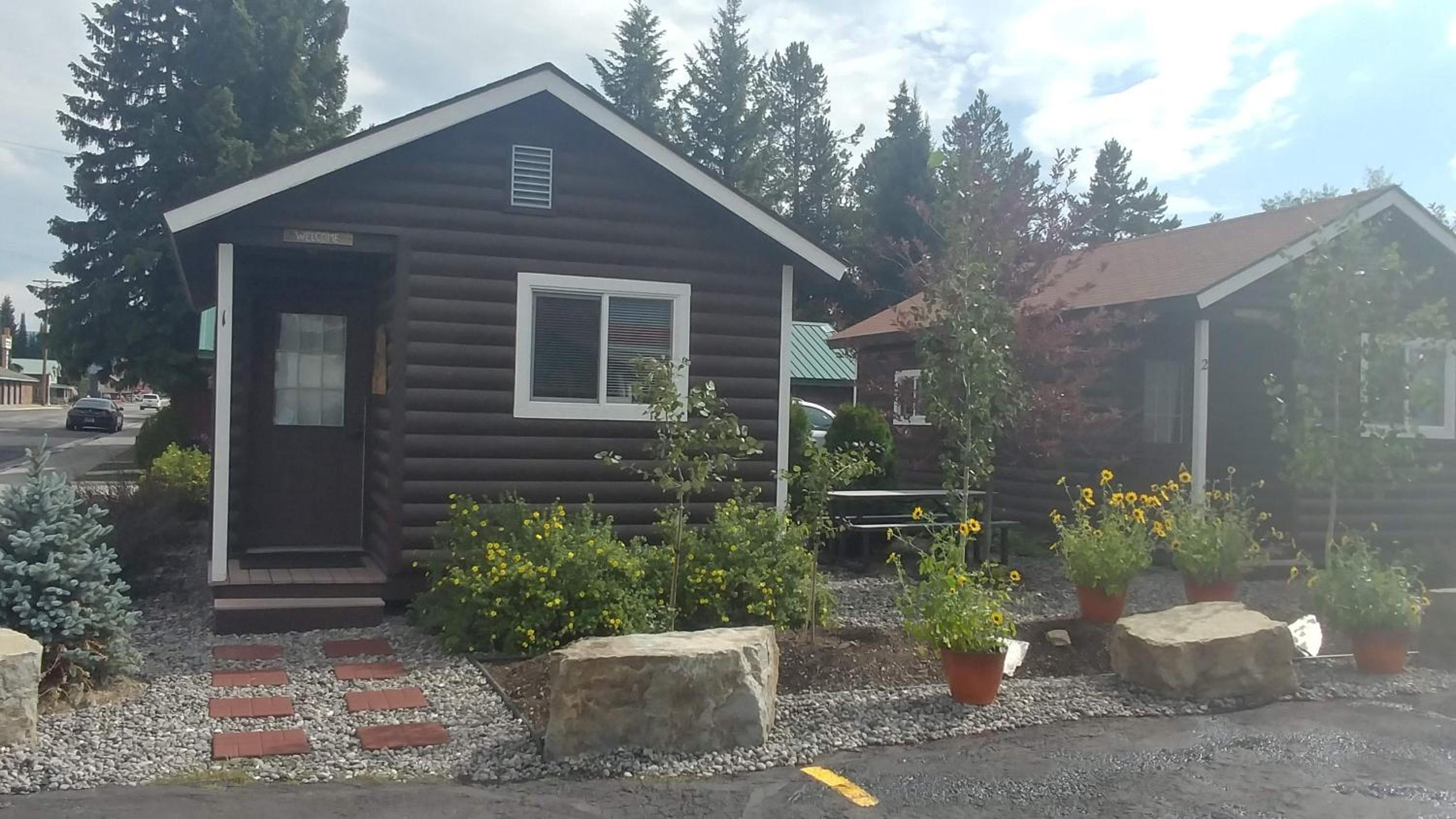 9 Bar W Cabins view 5