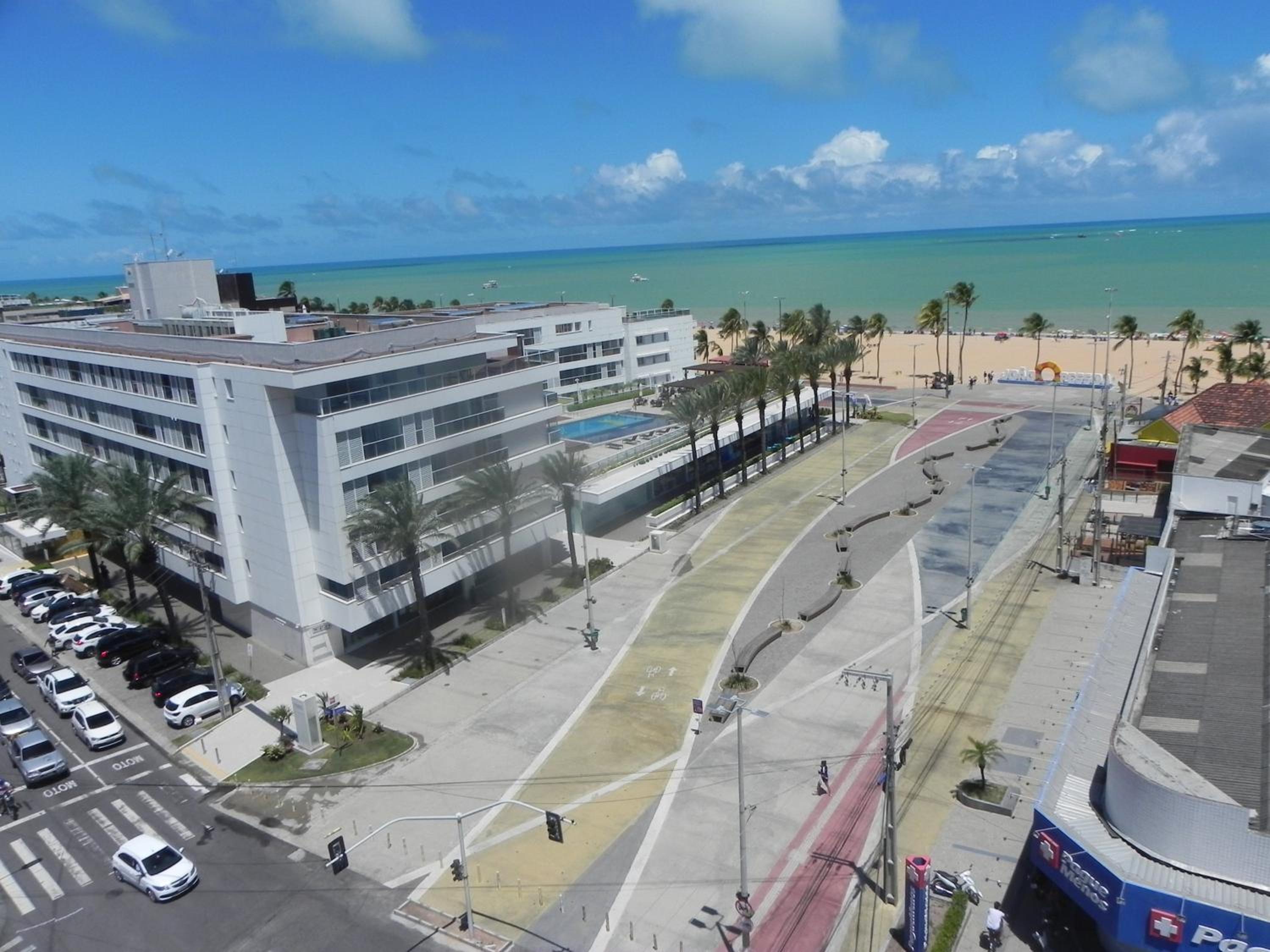 Cabo Branco Home Service - Apto 208