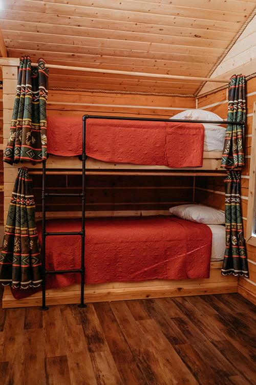 Alaskan Suites
