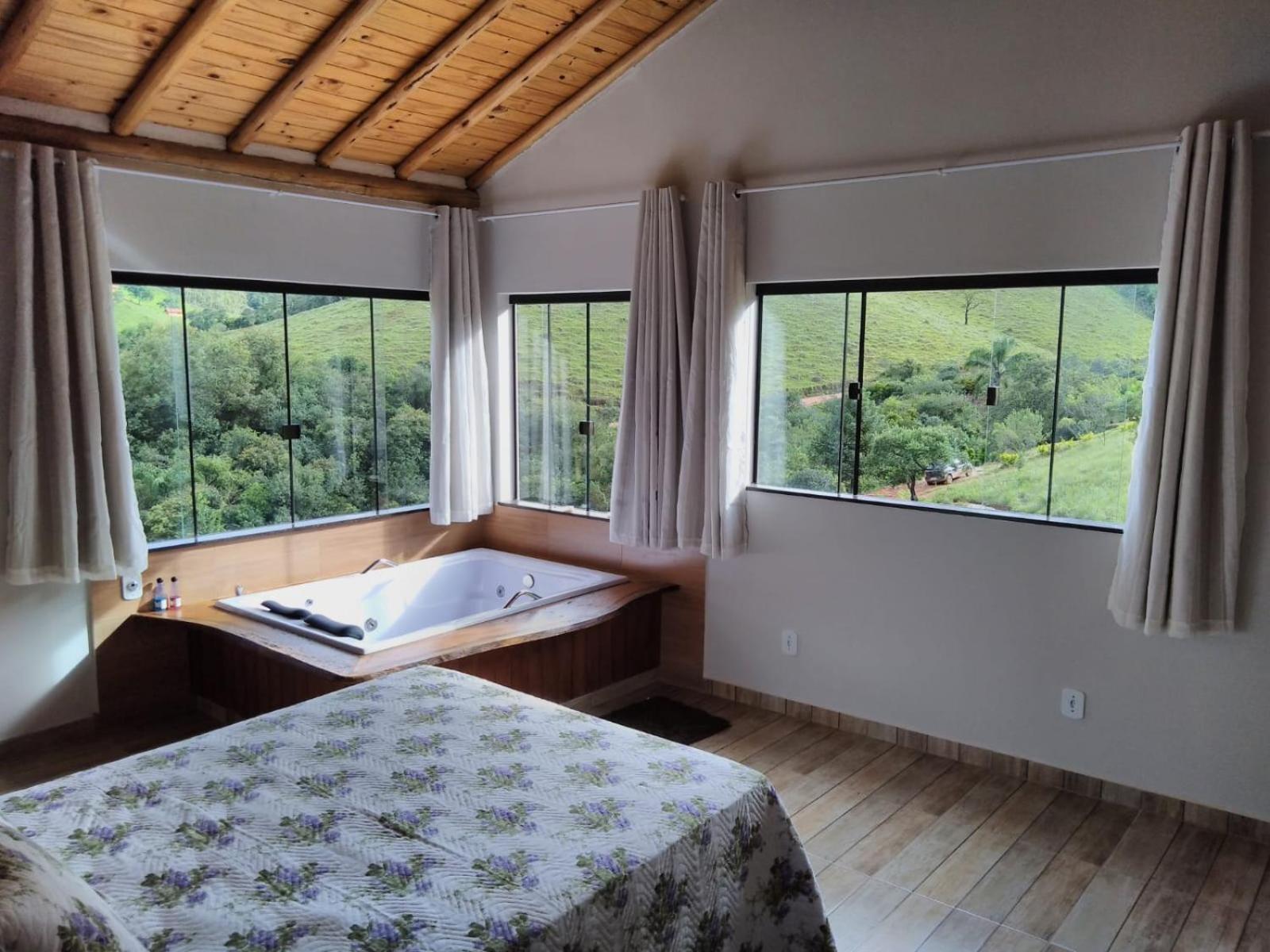 Hospedagem Colinas Chalé 2