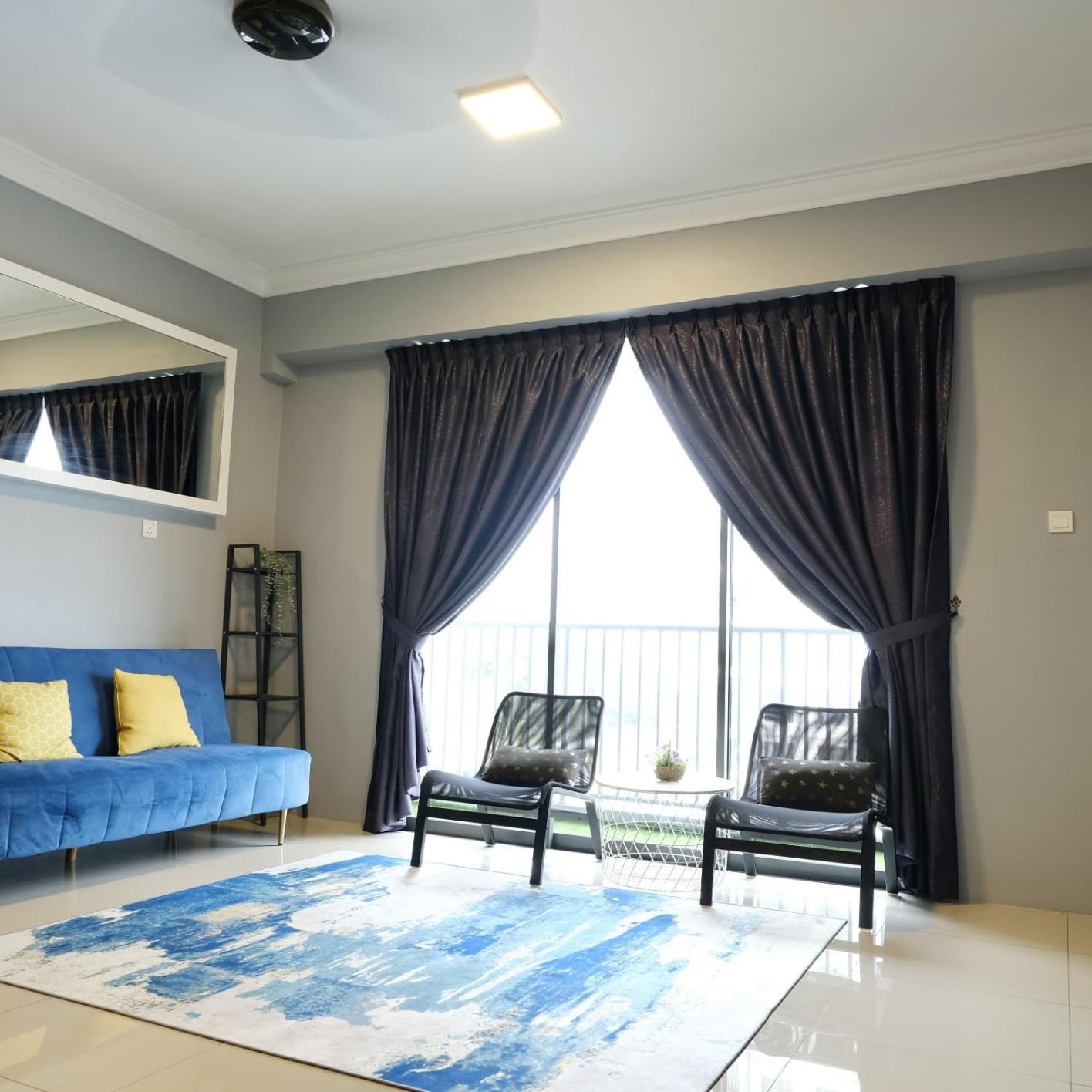 Casahome by Irdina Meru- 8pax -10pax
