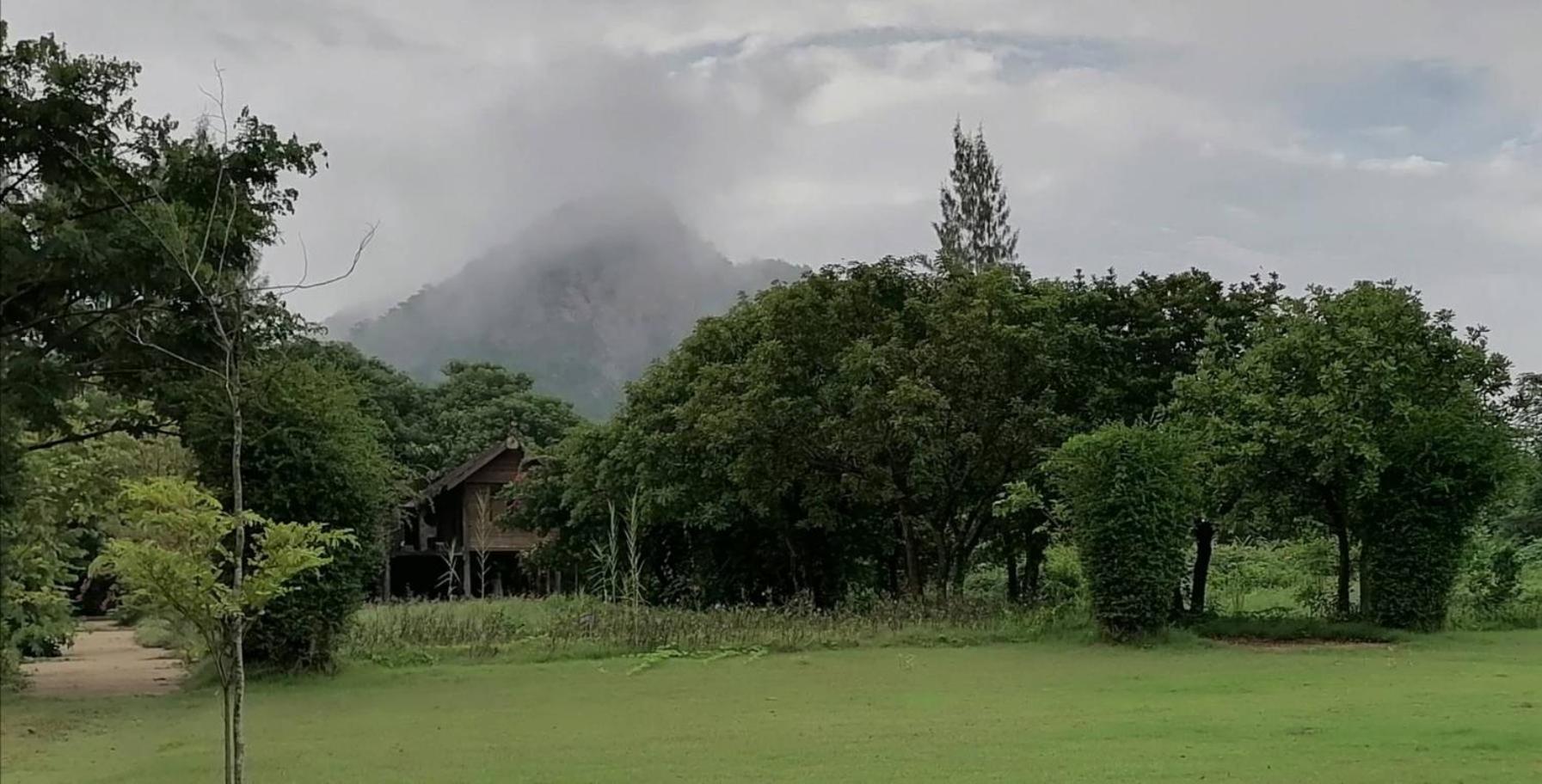 River Kwai Kiri Resort