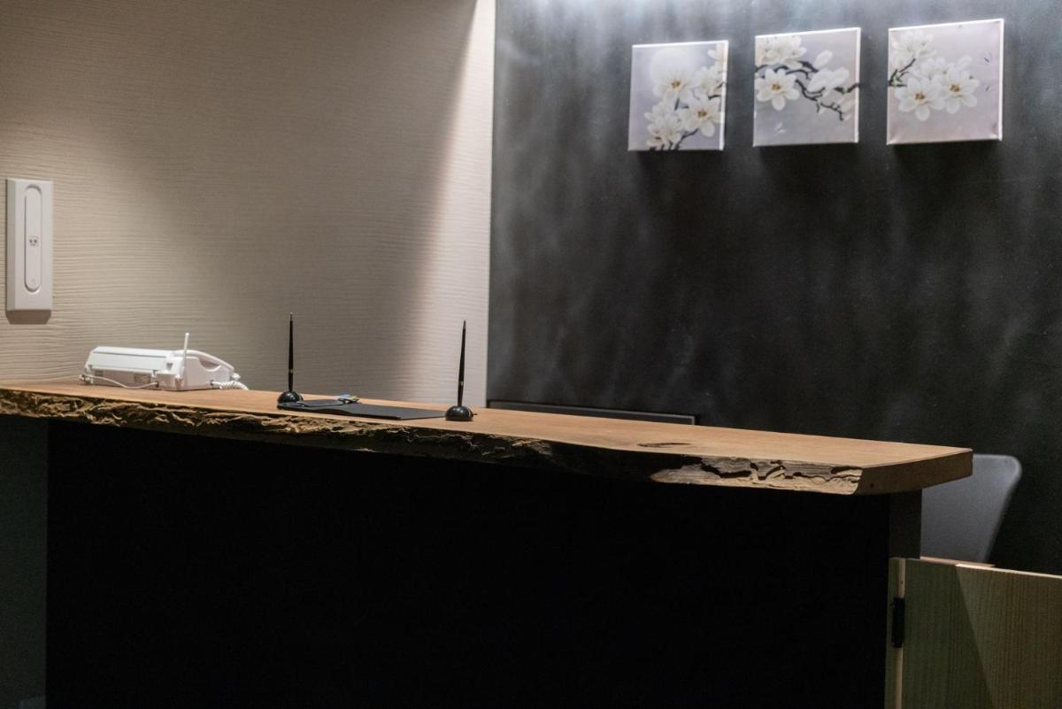 hotel reception