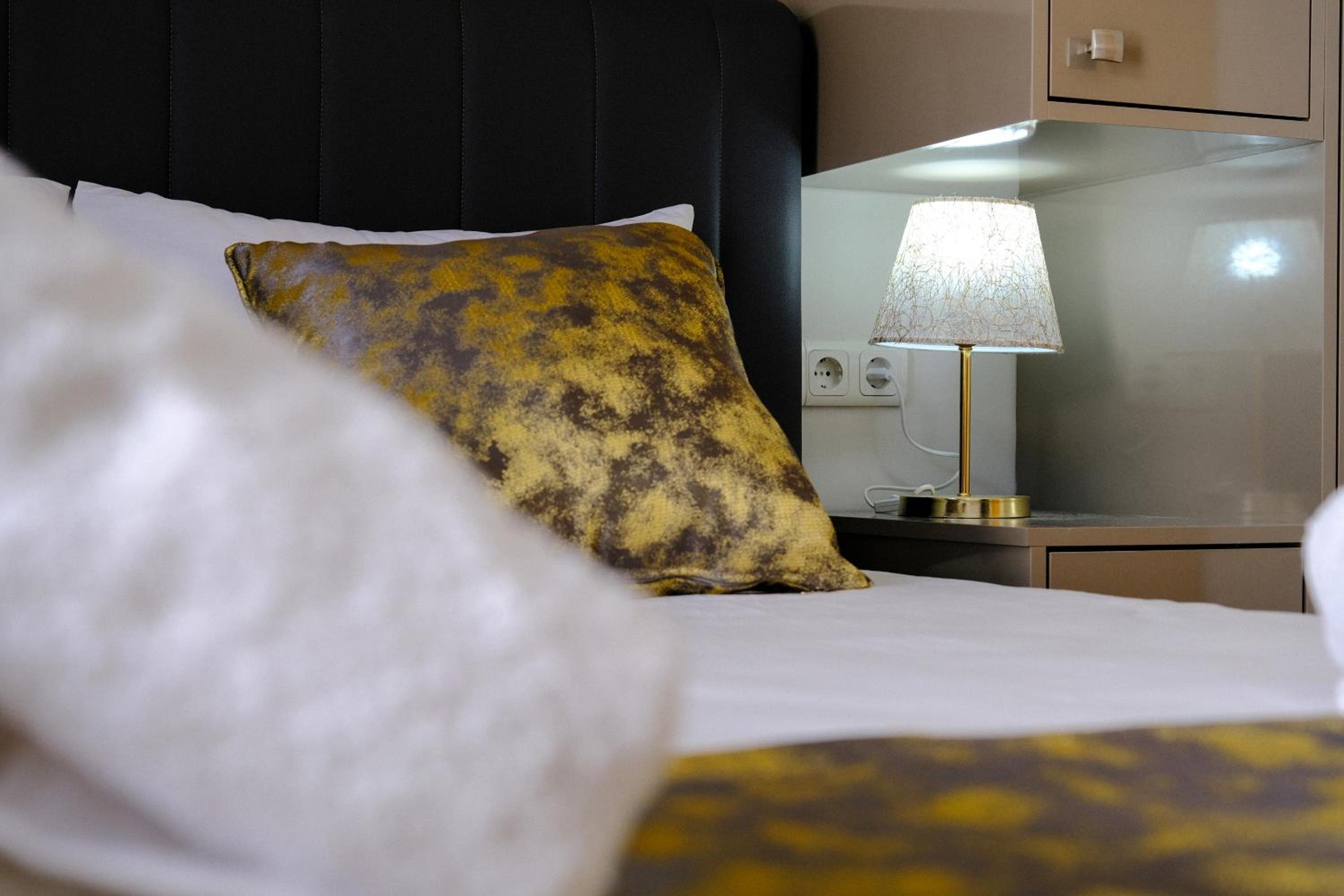 Ozgur City Residence - Image 74