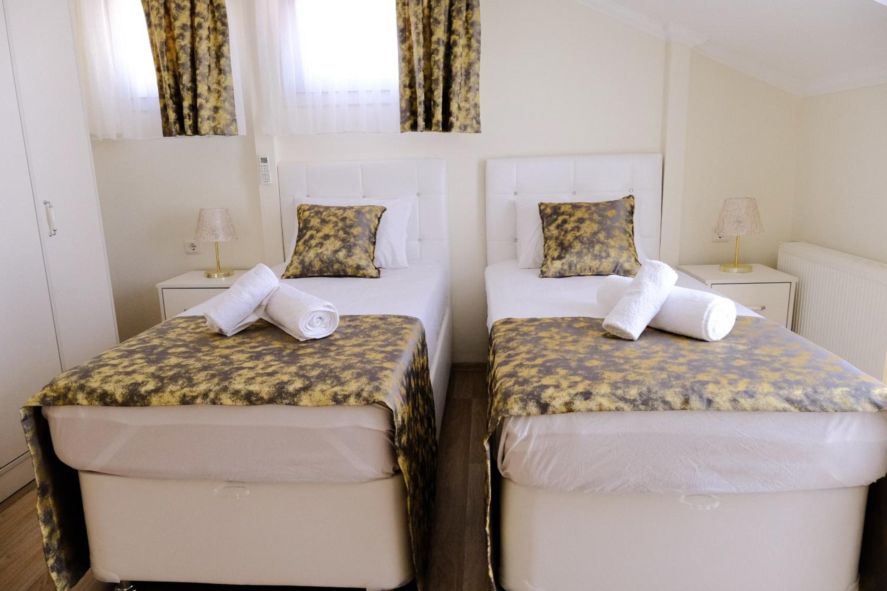 Ozgur City Residence - Image 73