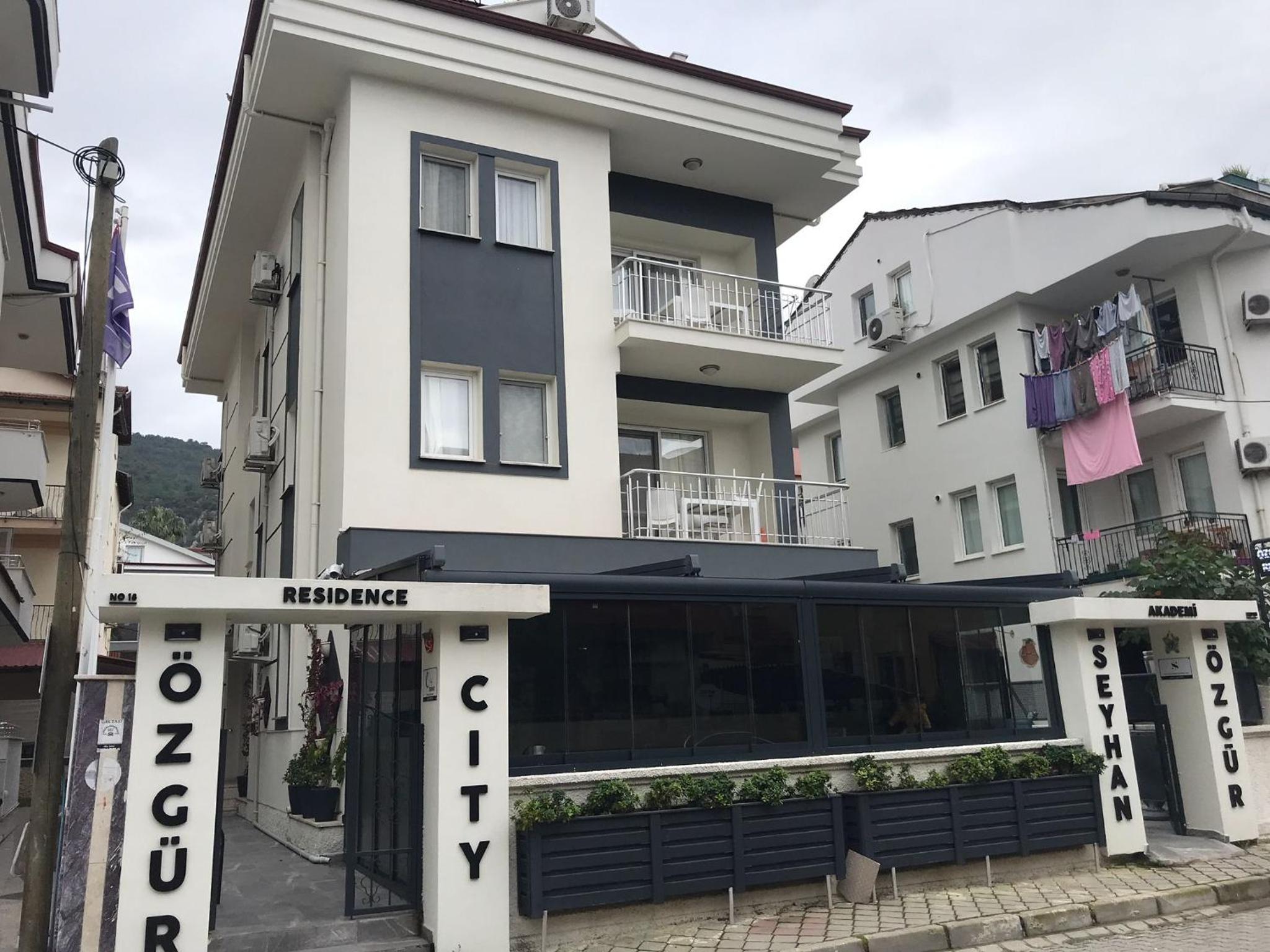 Ozgur City Residence - Image 63
