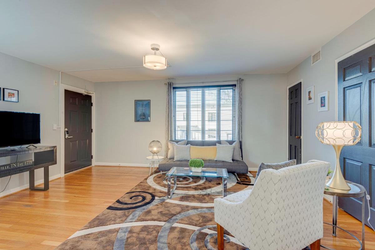Nashville Flat w/View Walkable -207 view 4