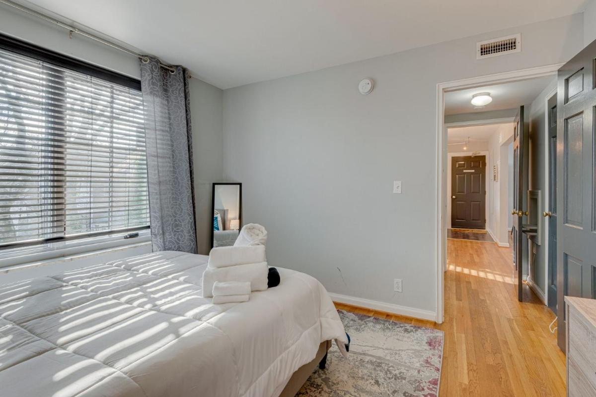 Nashville Flat w/View Walkable -207 view 5