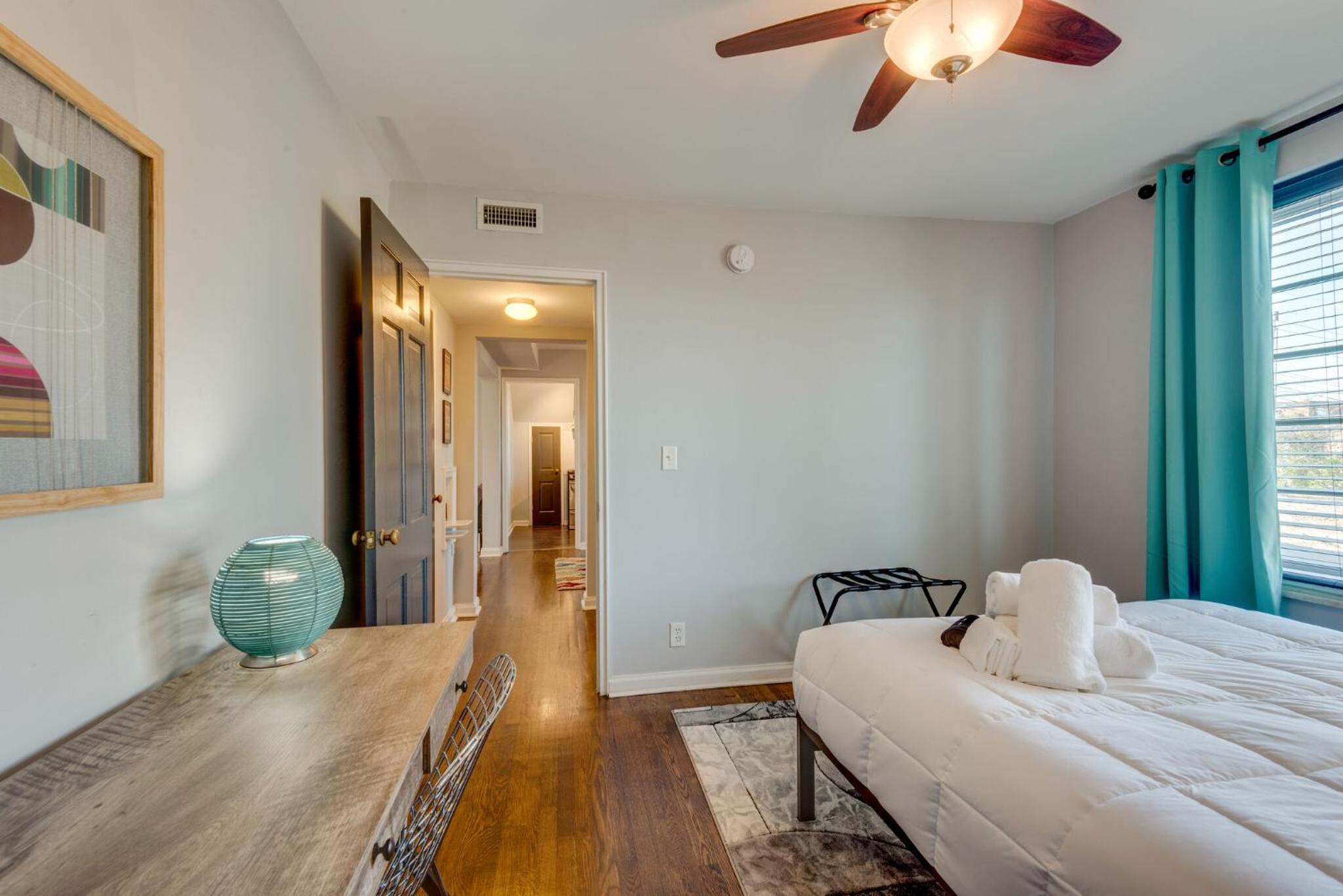 Apartment by Vandy Minutes to Downtown -102 view 5