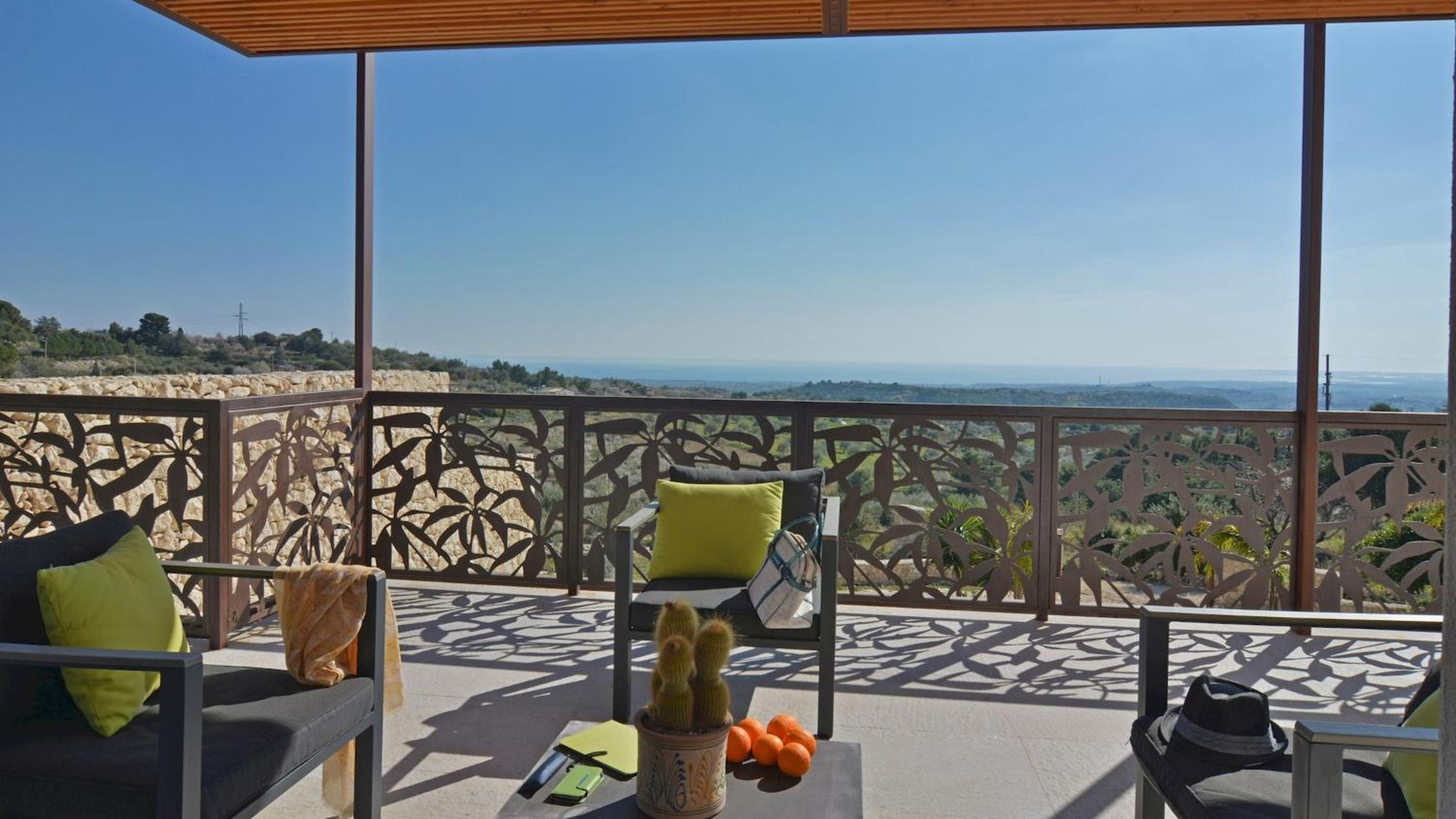VILLA GILDA 5&1, Emma Villas view 3