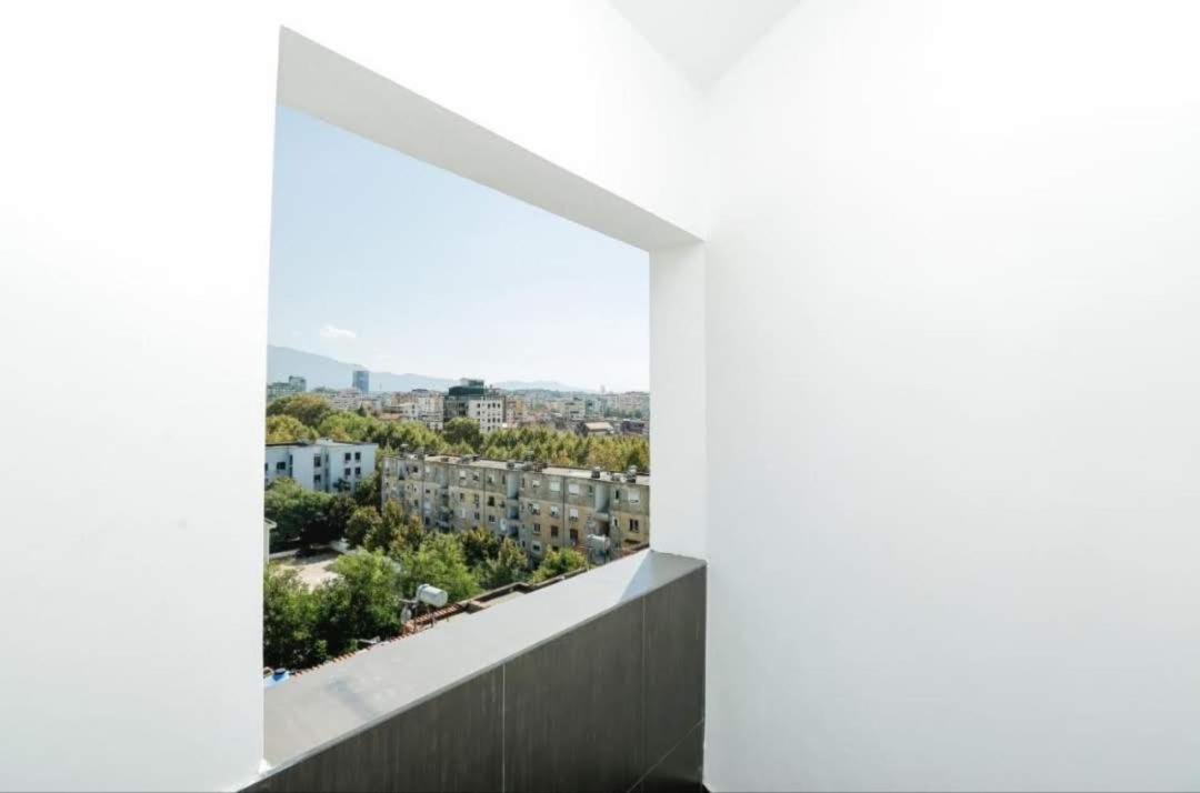 Miku Apartment-Incredible City View 2Bd Apartment at Myslym Shyri