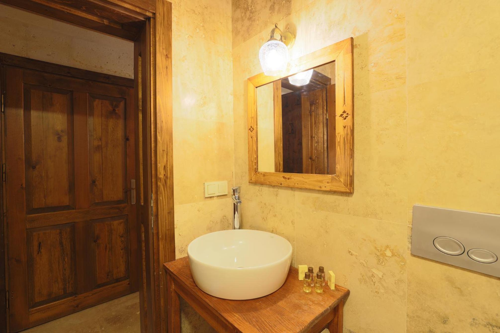 Balloon View Hotel - Image 39