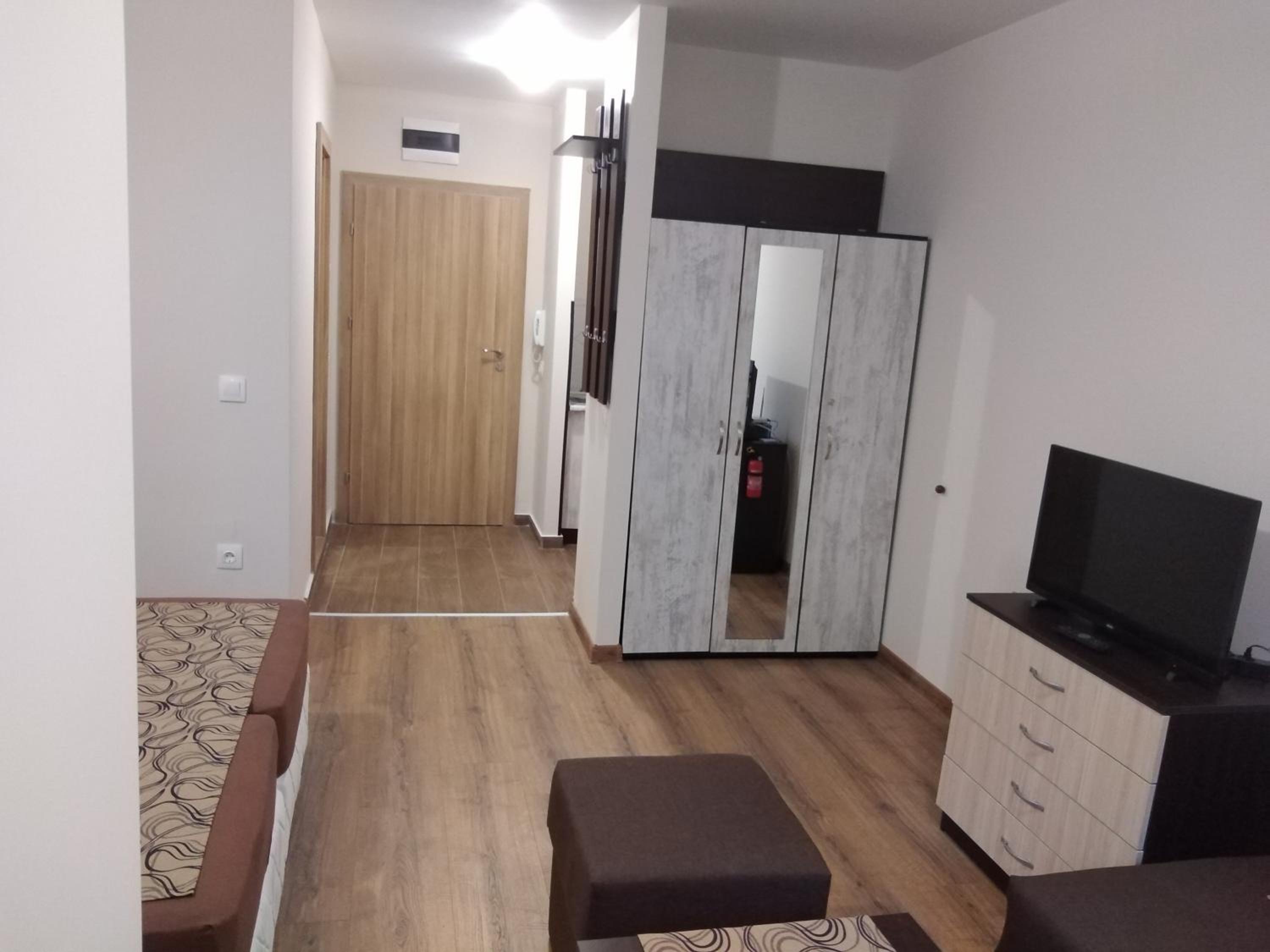 Photo 16
