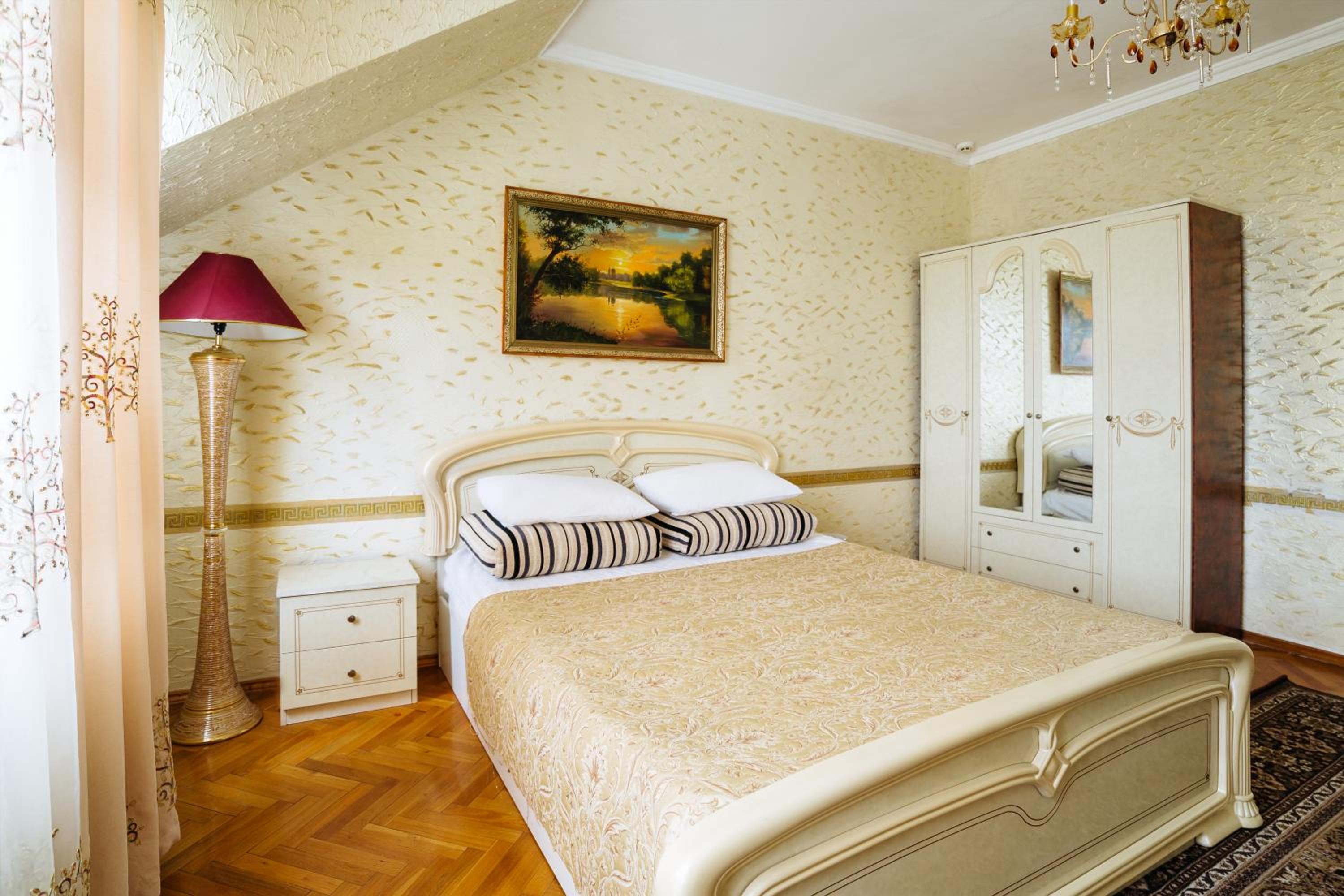 Hotel EZIO