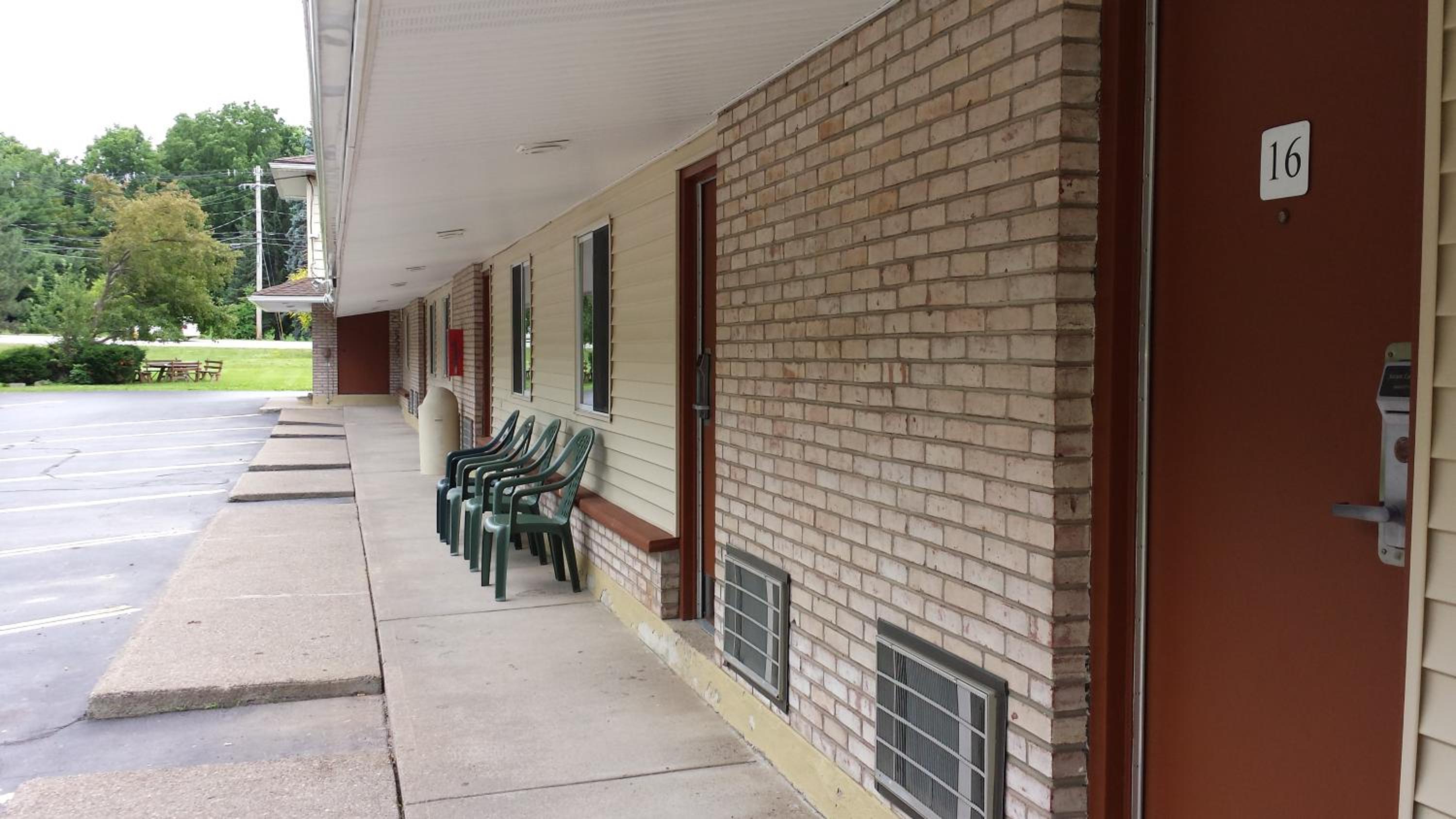 Budget Inn Fairport