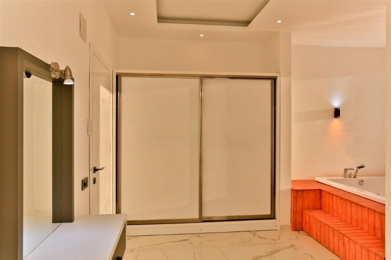 Villa Olivet-Kalkan- Huge Private Pool and lovely garden-Jakuzzies-Sauna-Turkish Hamam view 3