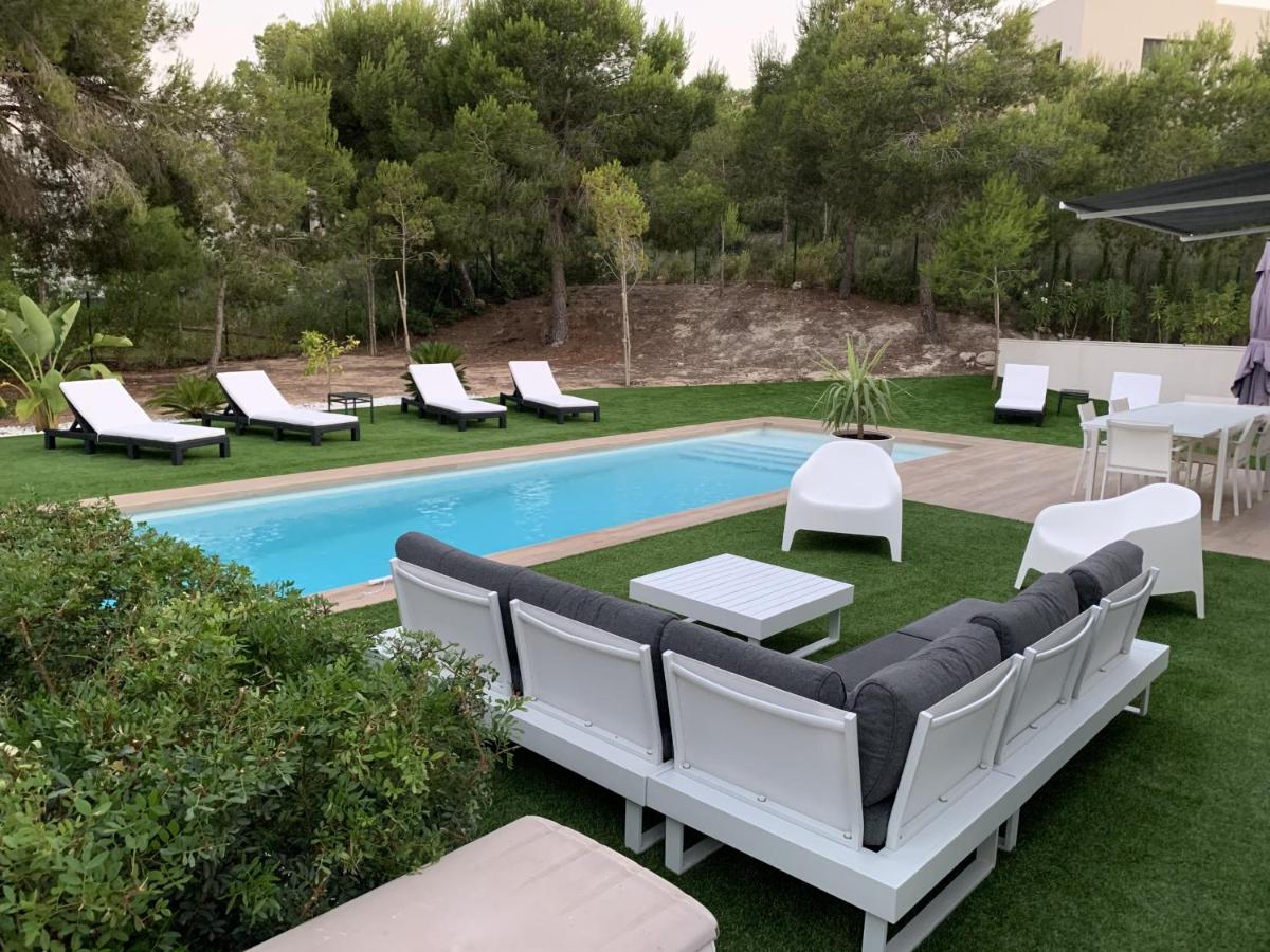 Villa Acacia view 3