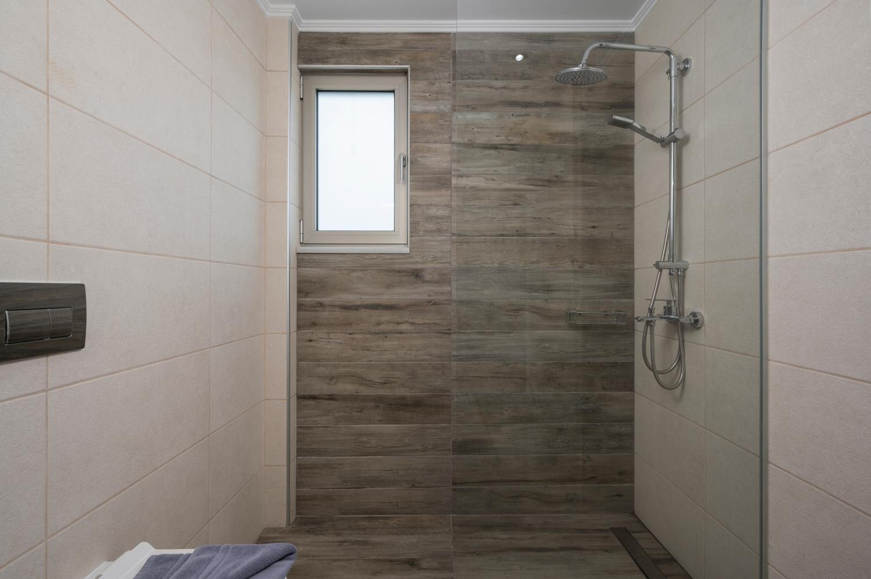 Villa Jarko en Chania Town — bathroom