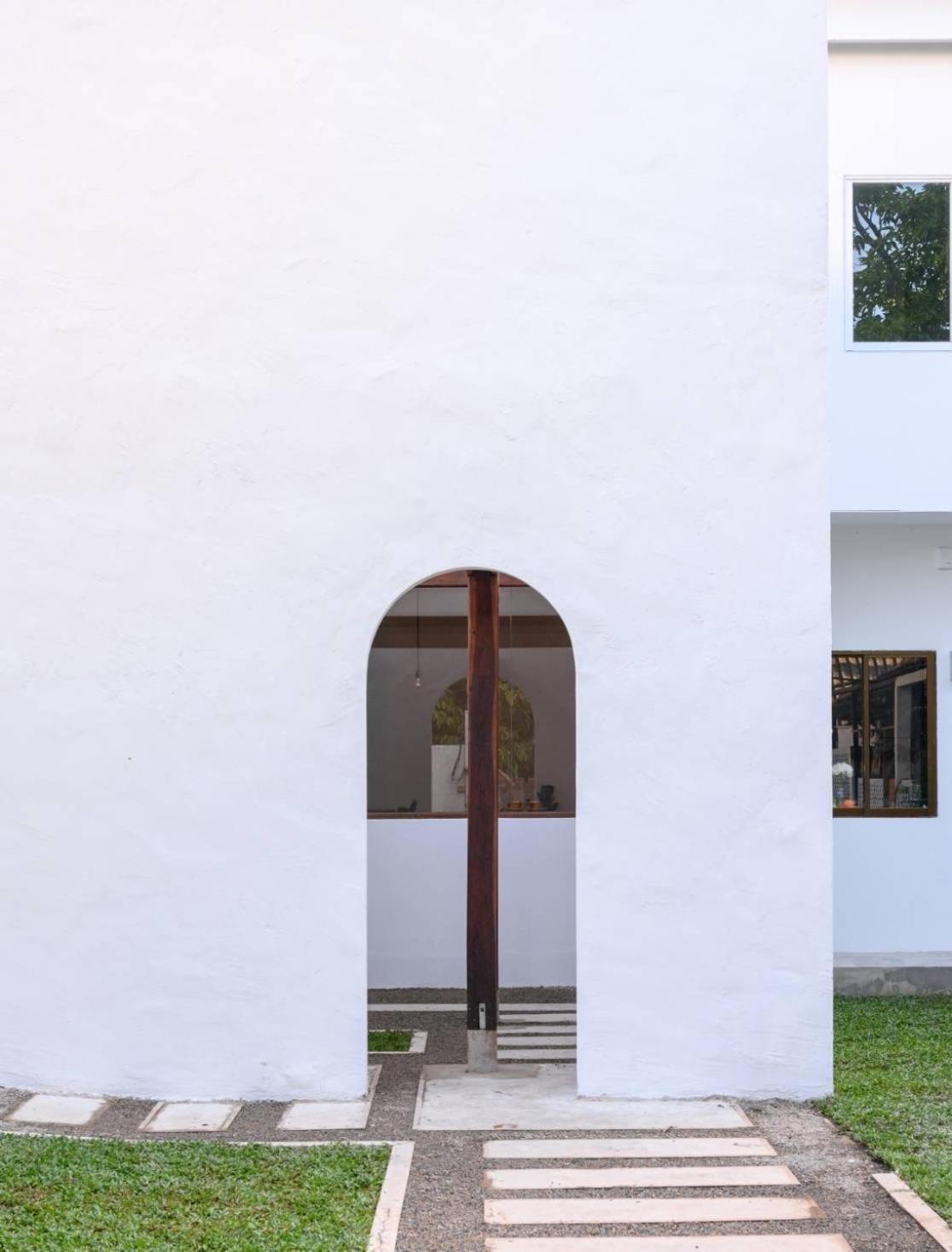 Hotel Paper Plane CNX - Image 1