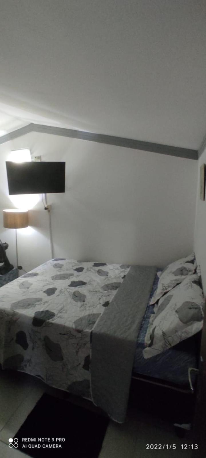 Casa de condomínio para 6 pessoas, tudo a pé, perto do centro e piscinas naturais