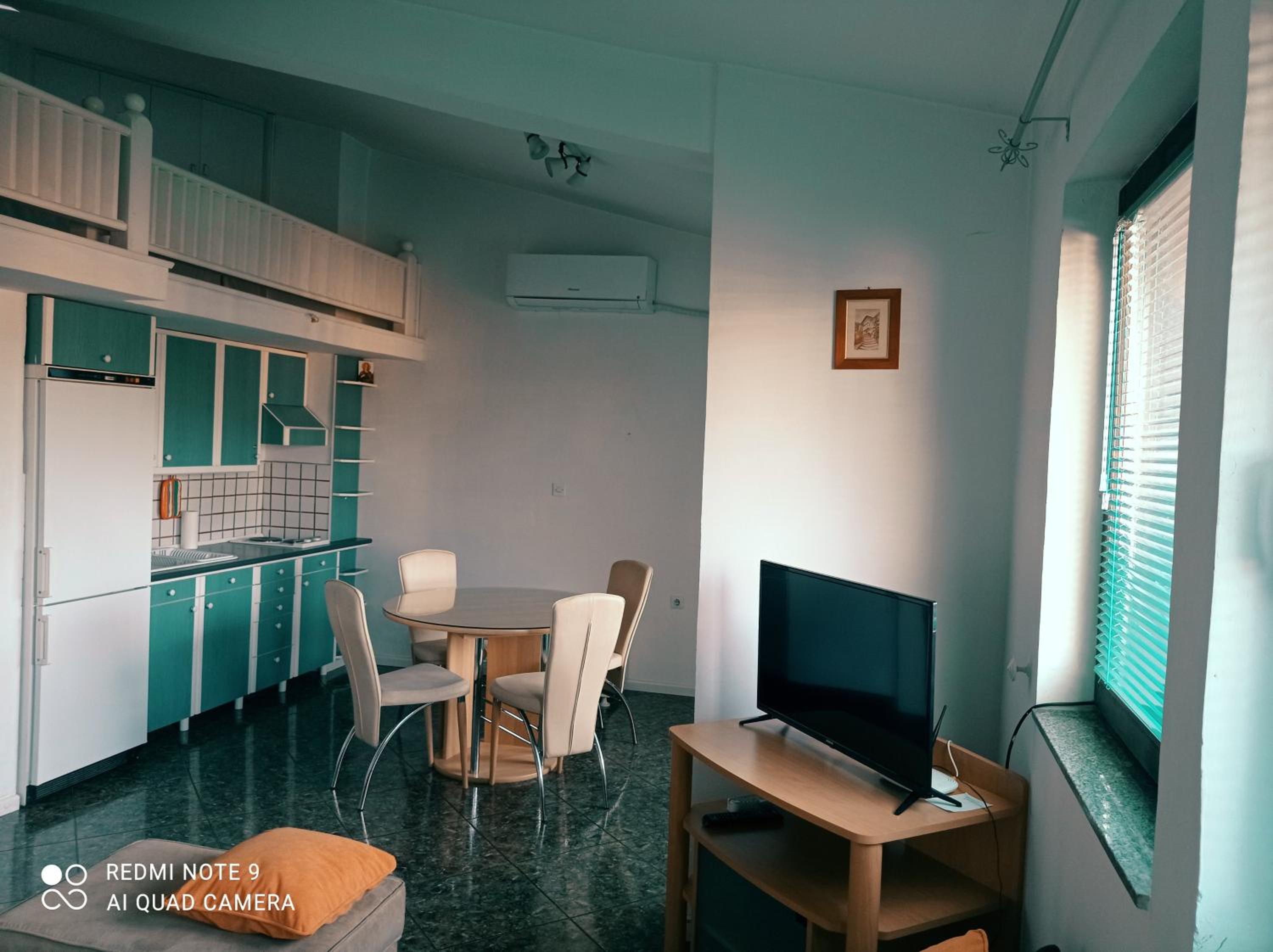 OHRID LOFT : The Den view 3