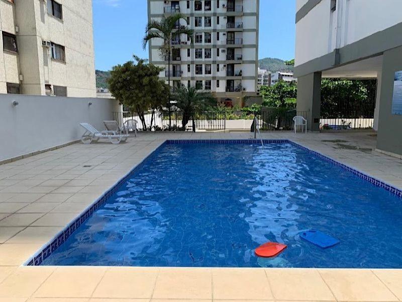 Design Botafogo: Piscina, Garagem e Luxo