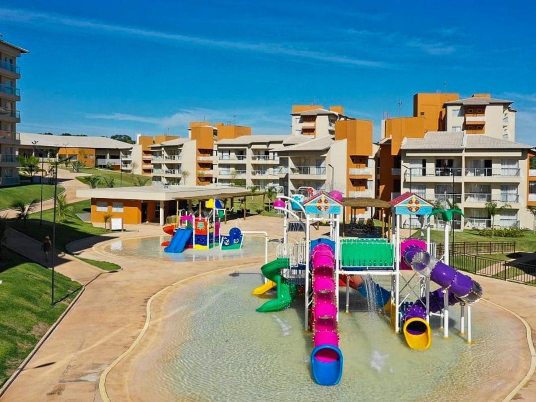 Ilhas do Lago Eco Resort Caldas Novas - GO - Rocha