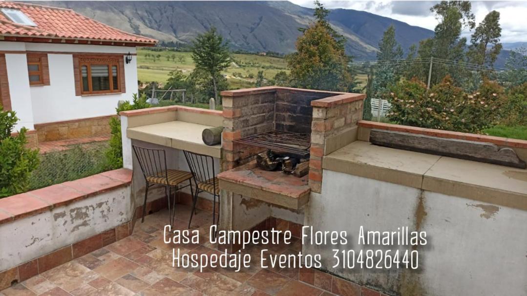 Home Boutique Flores Amarillas