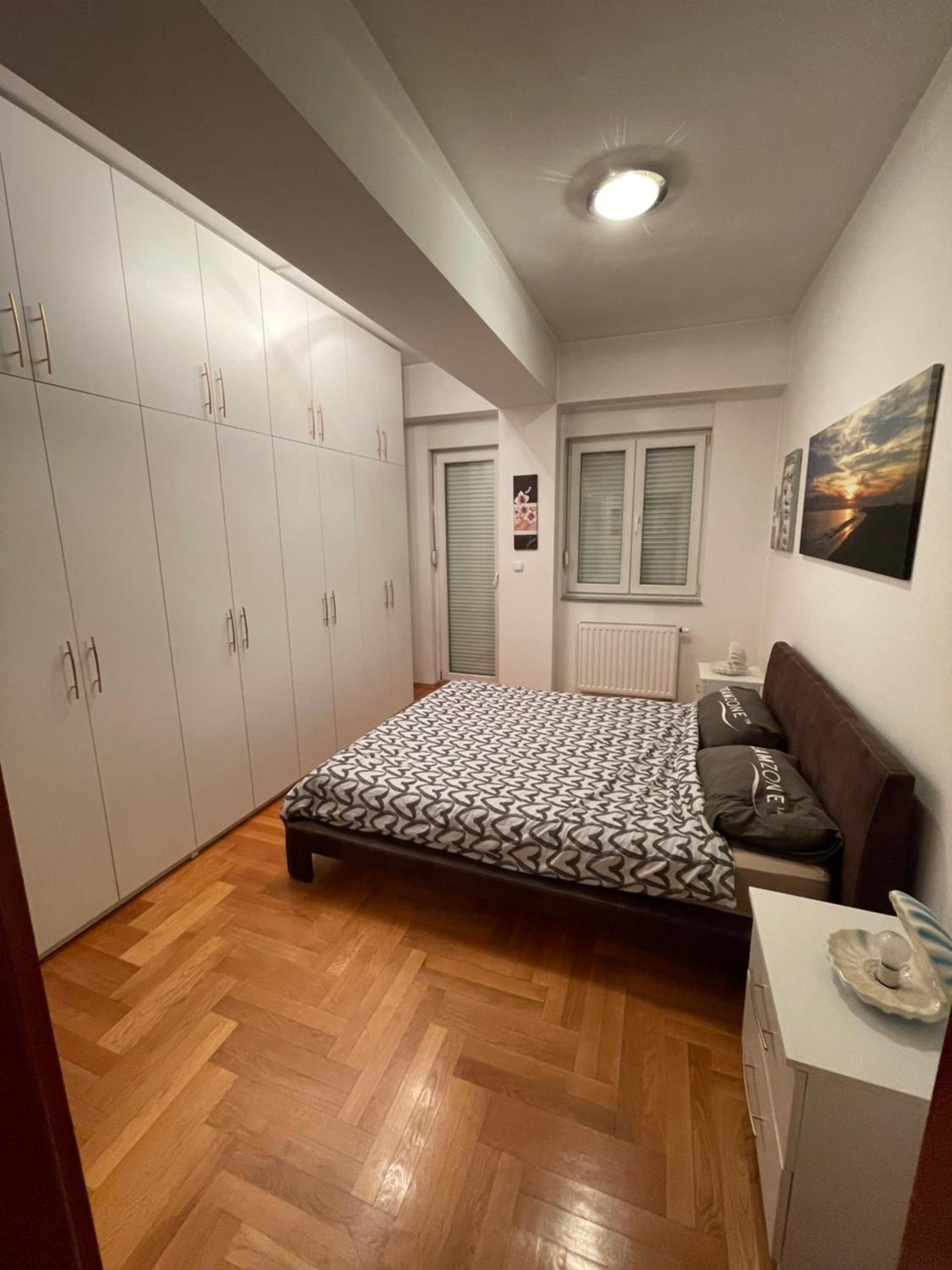 Aleja en Banja Luka — hotel room