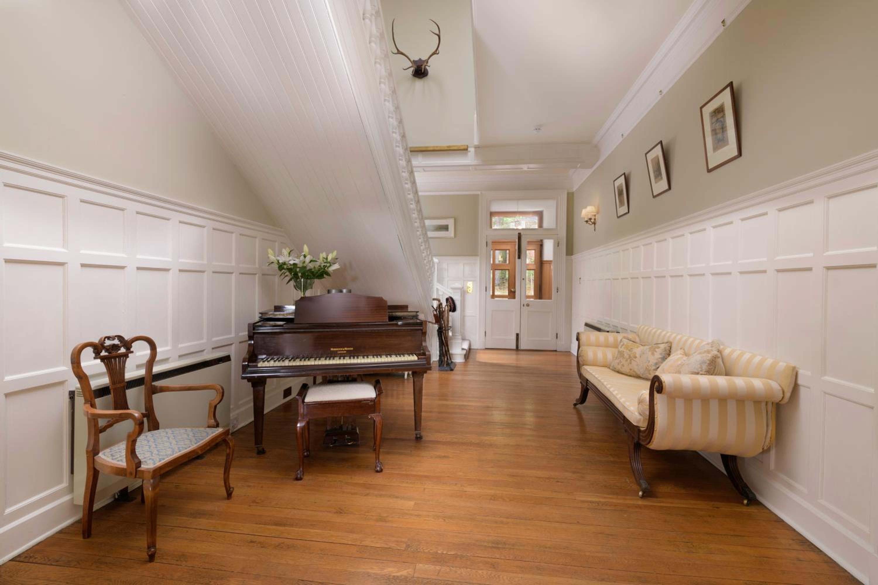 Lys-Na-Greyne Country House