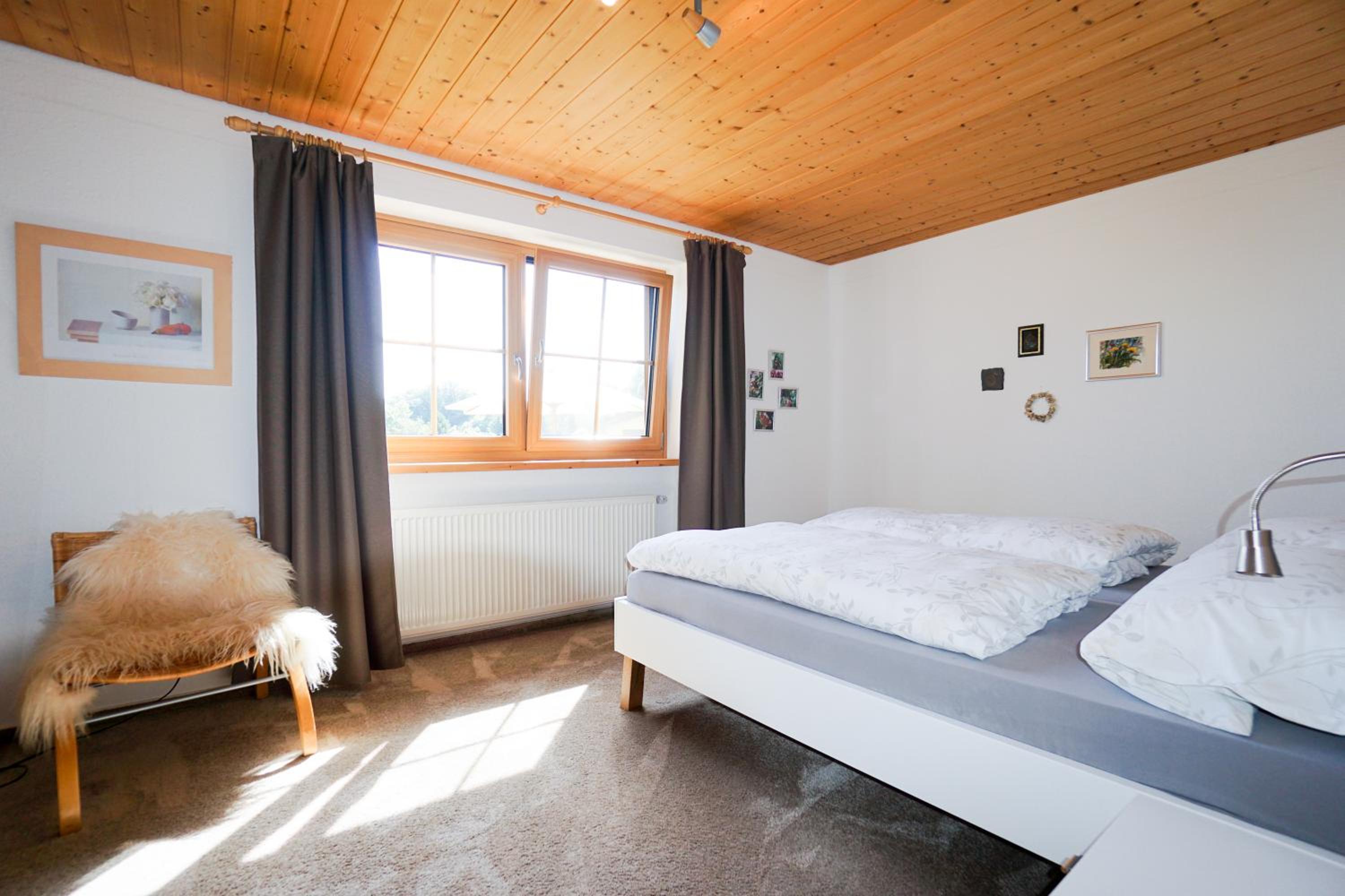 Hubertus Lodge view 2