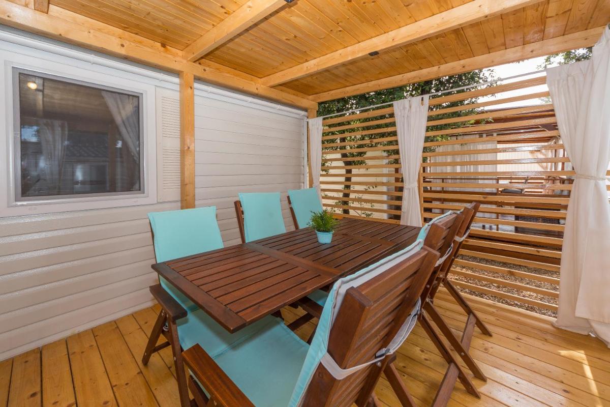 Mobile Homes Crystal Camp Soline view 4