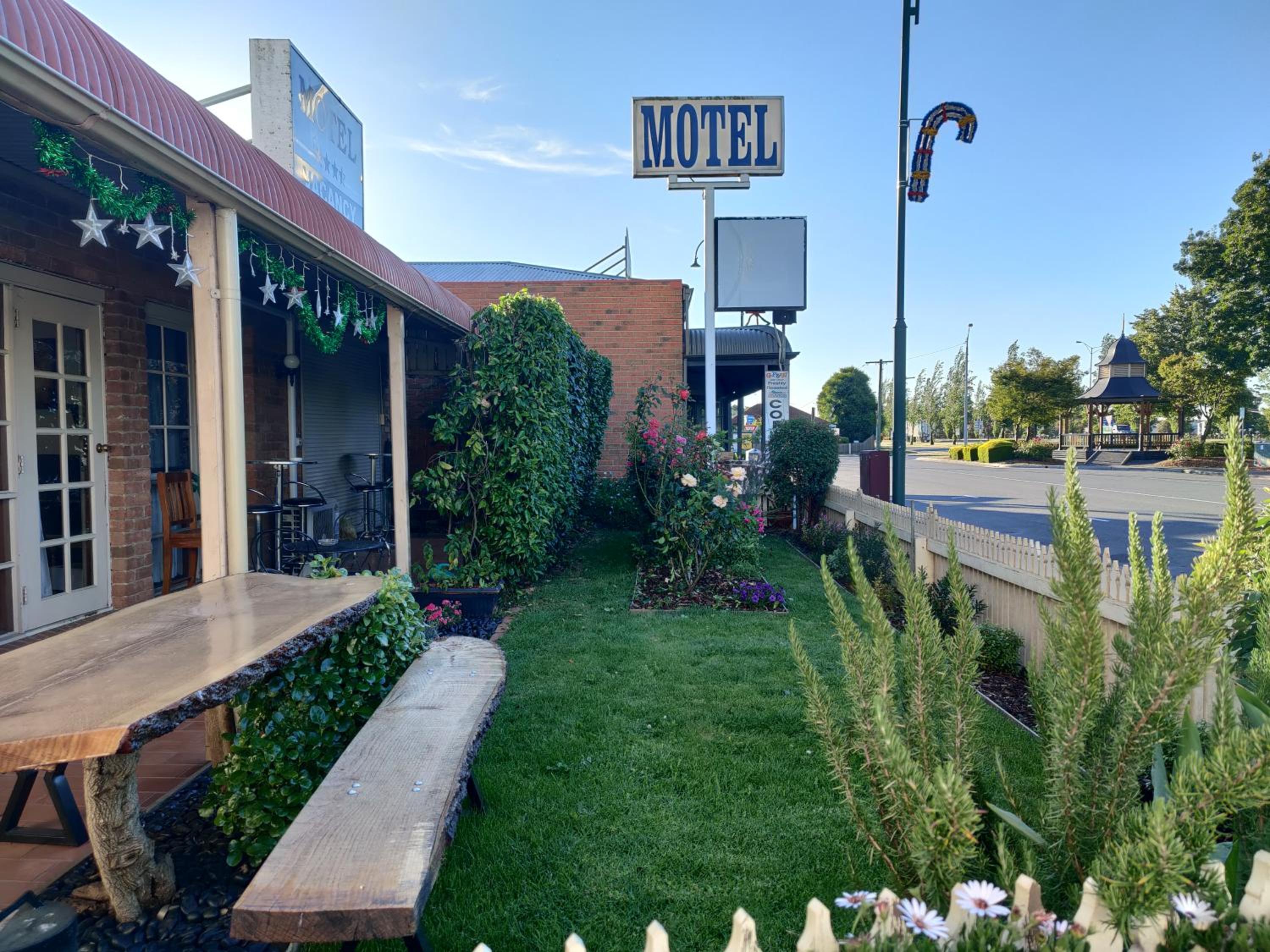 Yarragon Motel