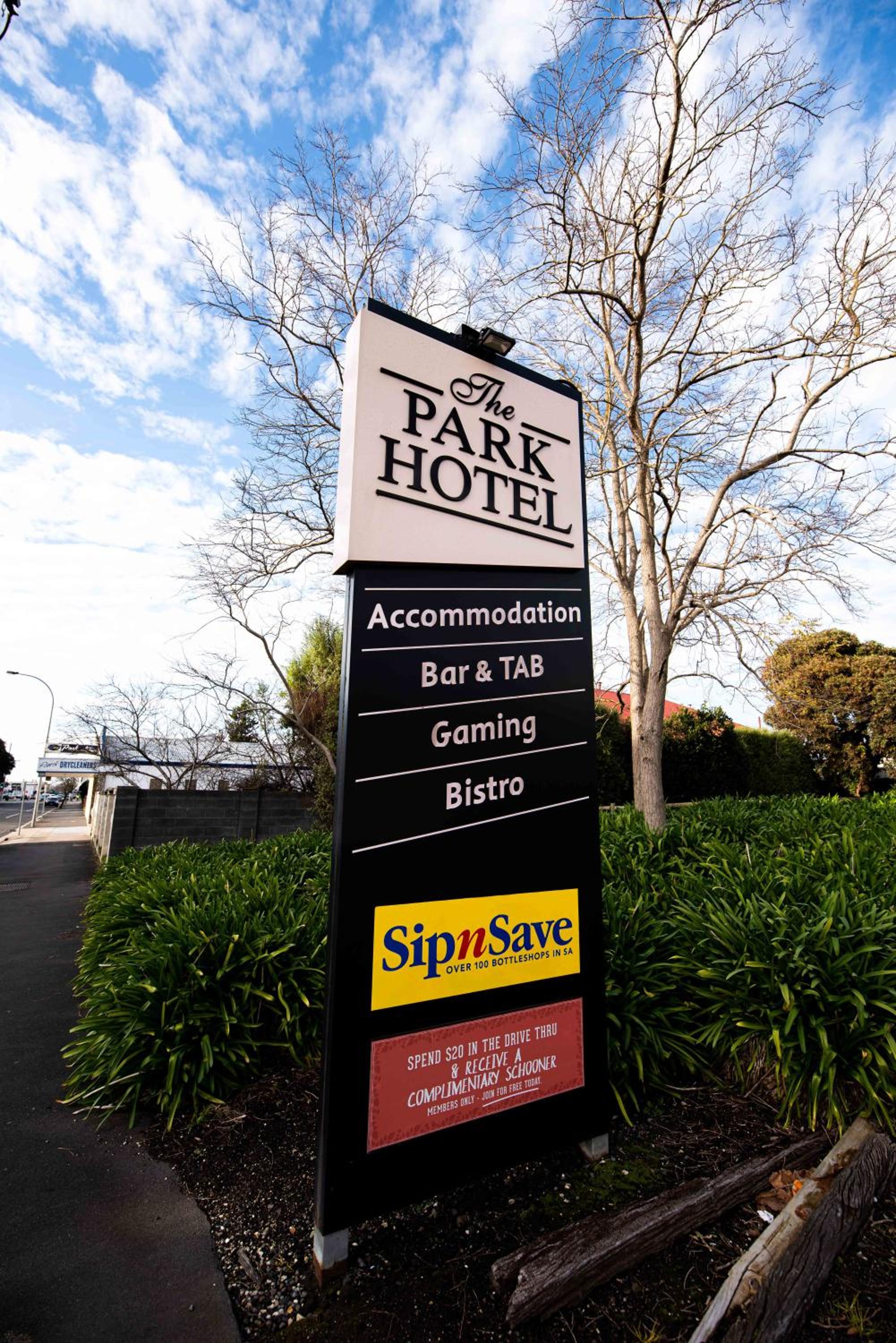 Park Hotel