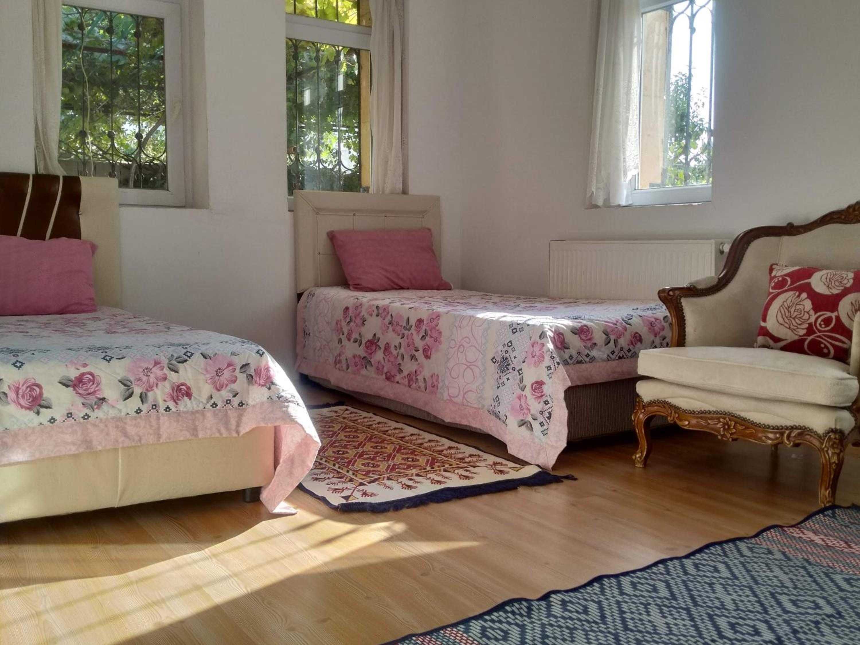 Photo 19