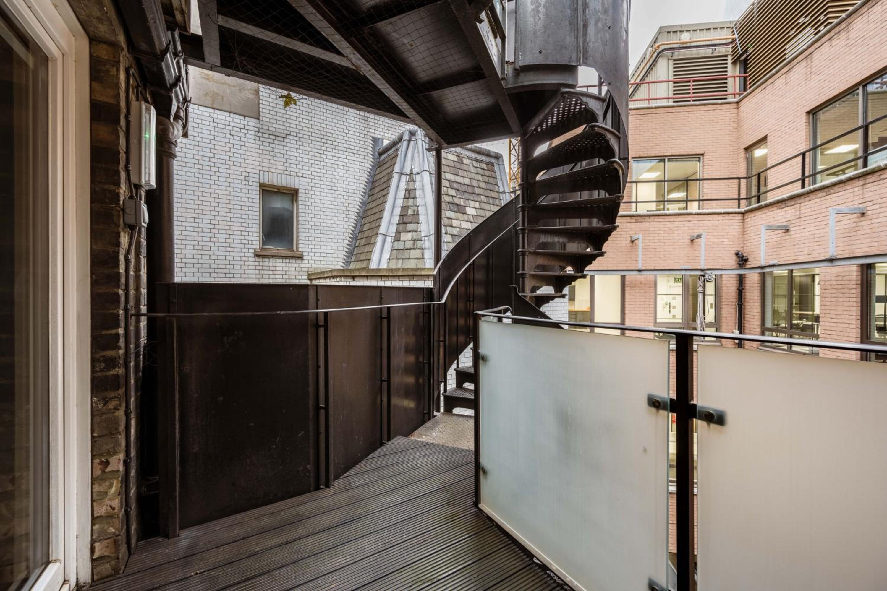 Apartment 4, 48 Bishopsgate by City Living London