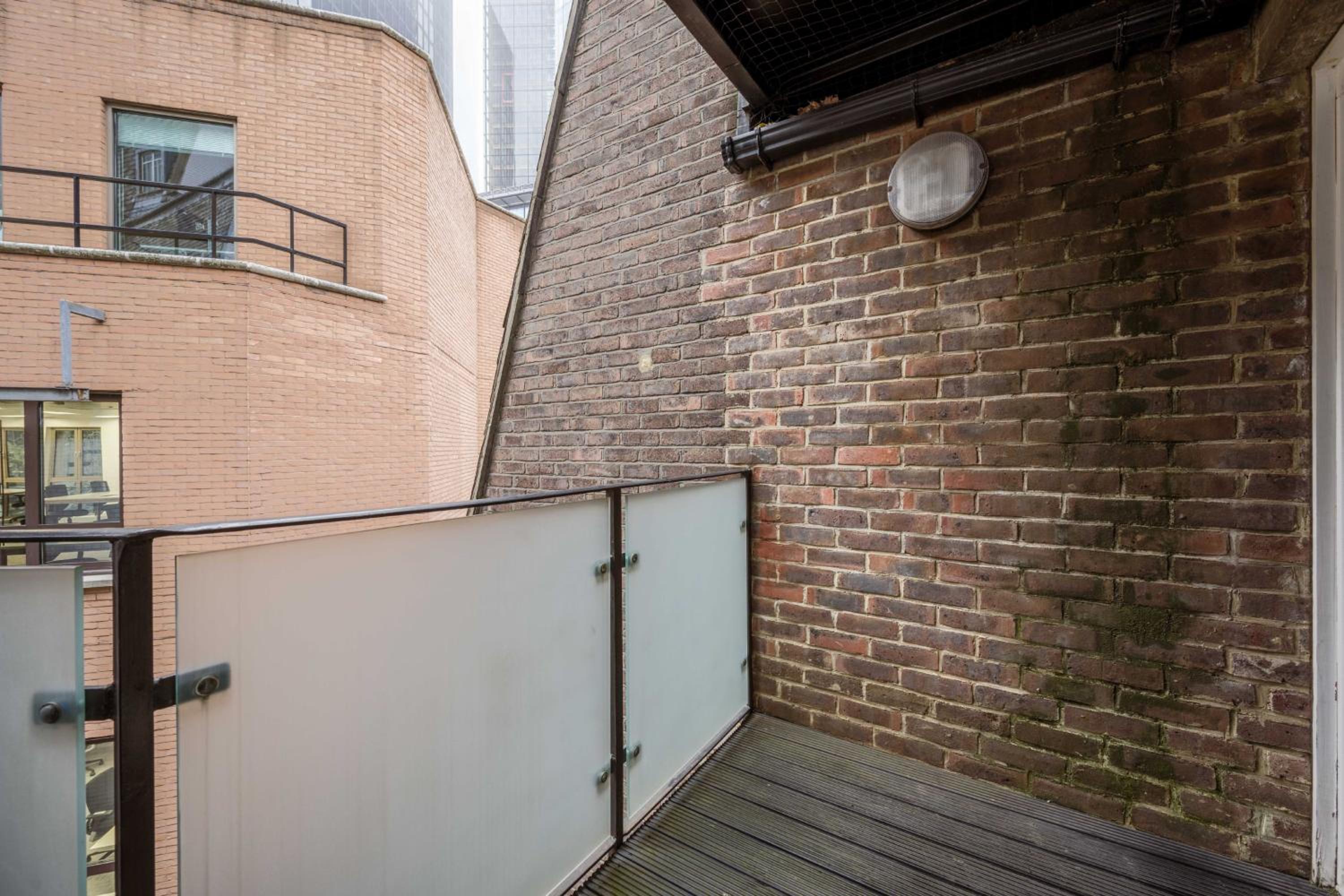 Apartment 4, 48 Bishopsgate by City Living London