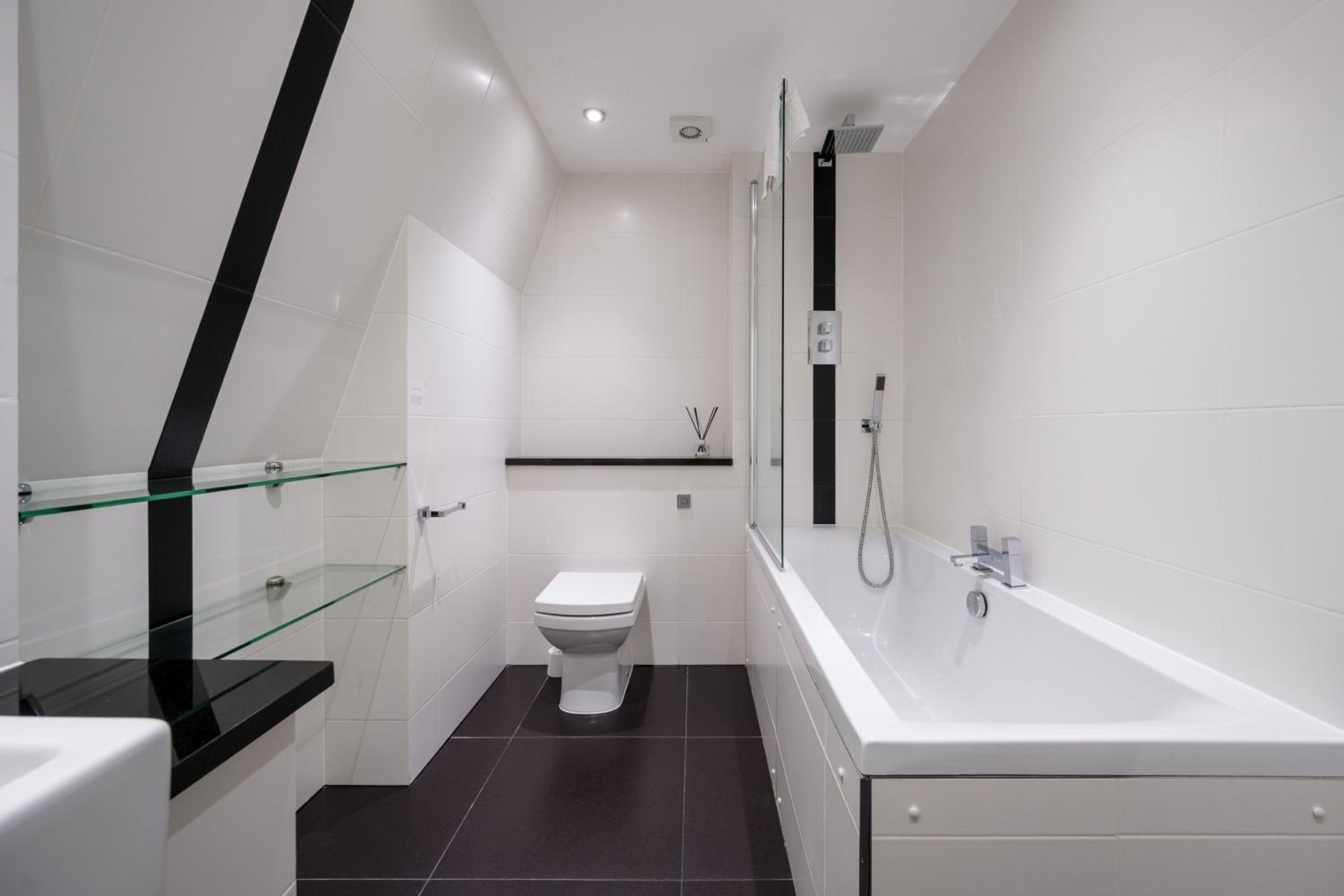 Apartment 4, 48 Bishopsgate by City Living London